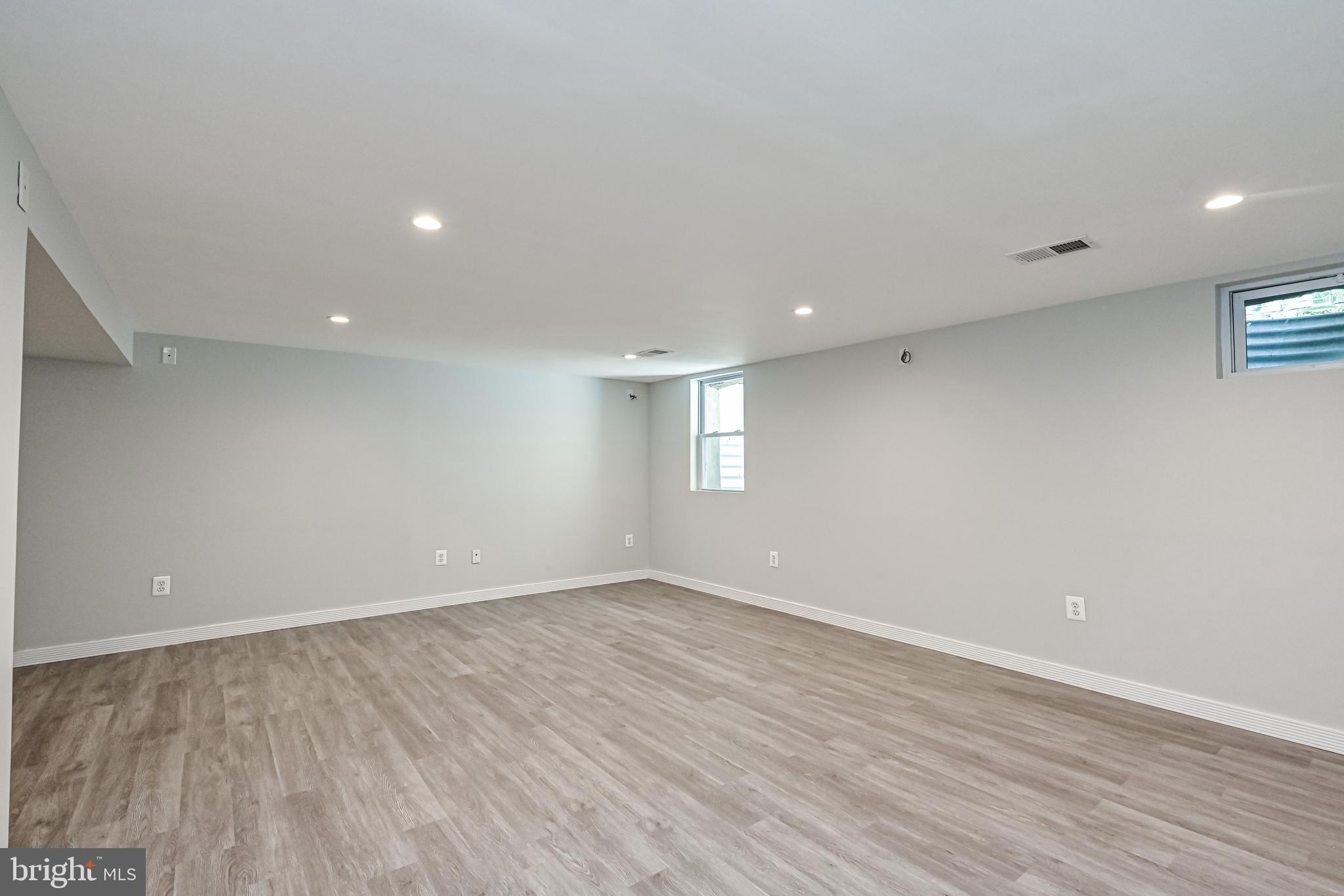 Real estate listing preview #58