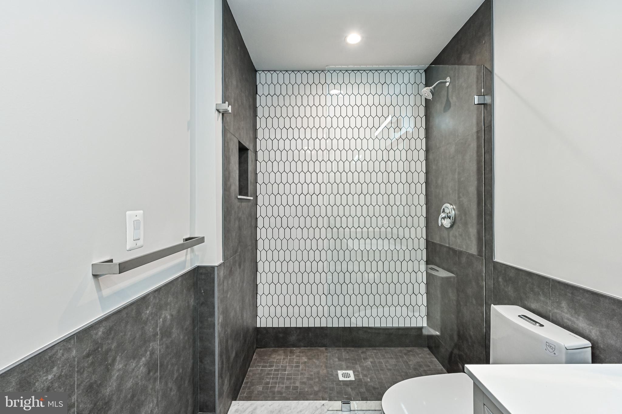 Real estate listing preview #19