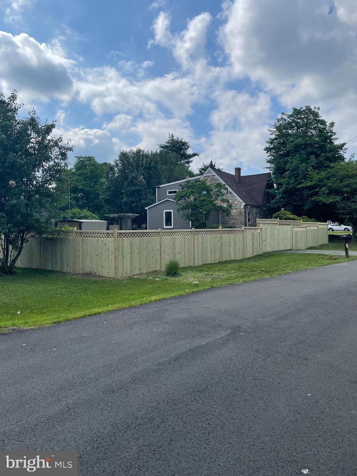 Real estate listing preview #5