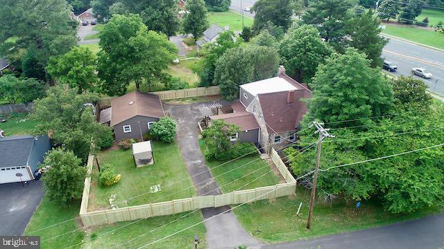 Real estate listing preview #6