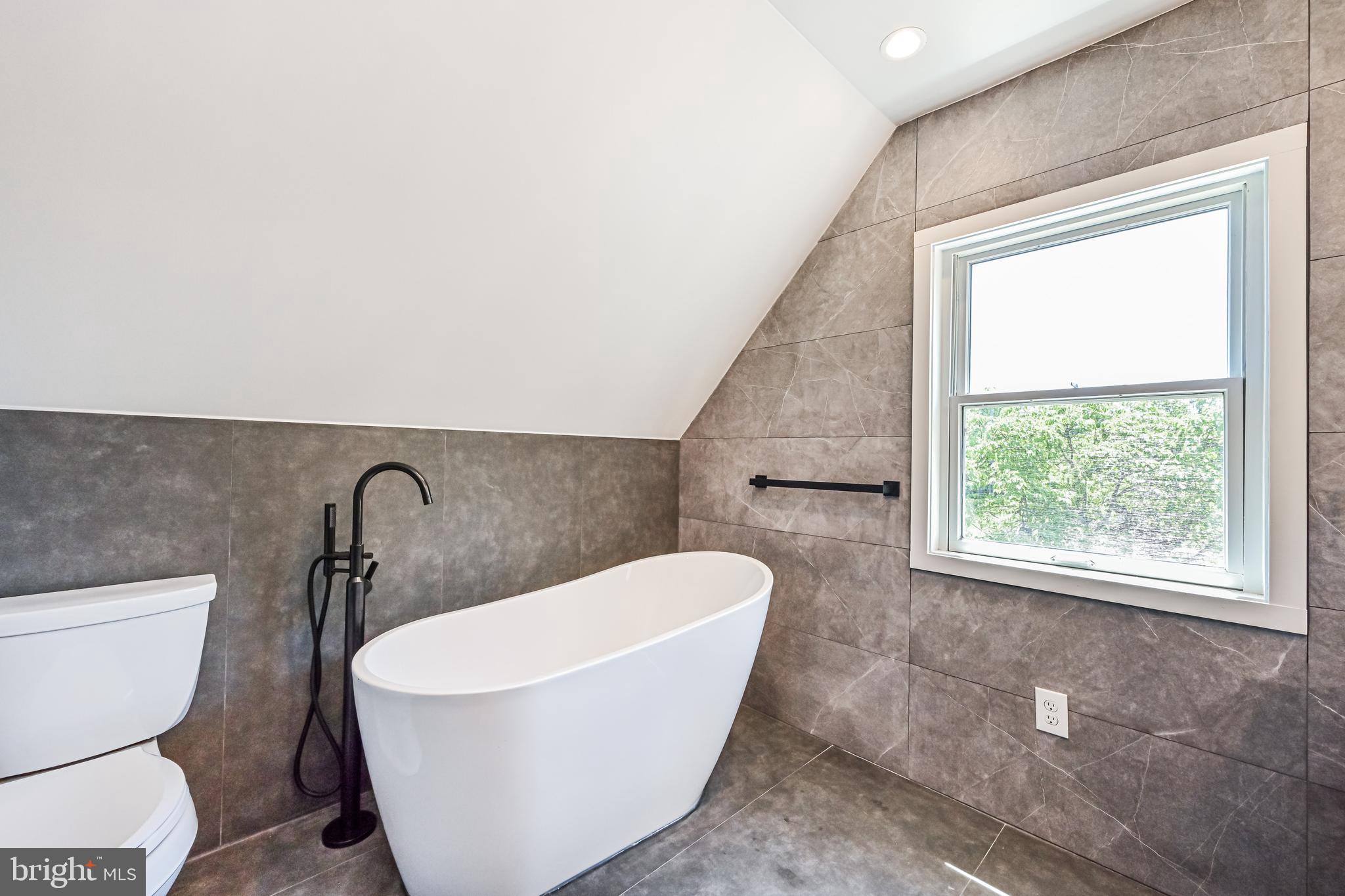 Real estate listing preview #41