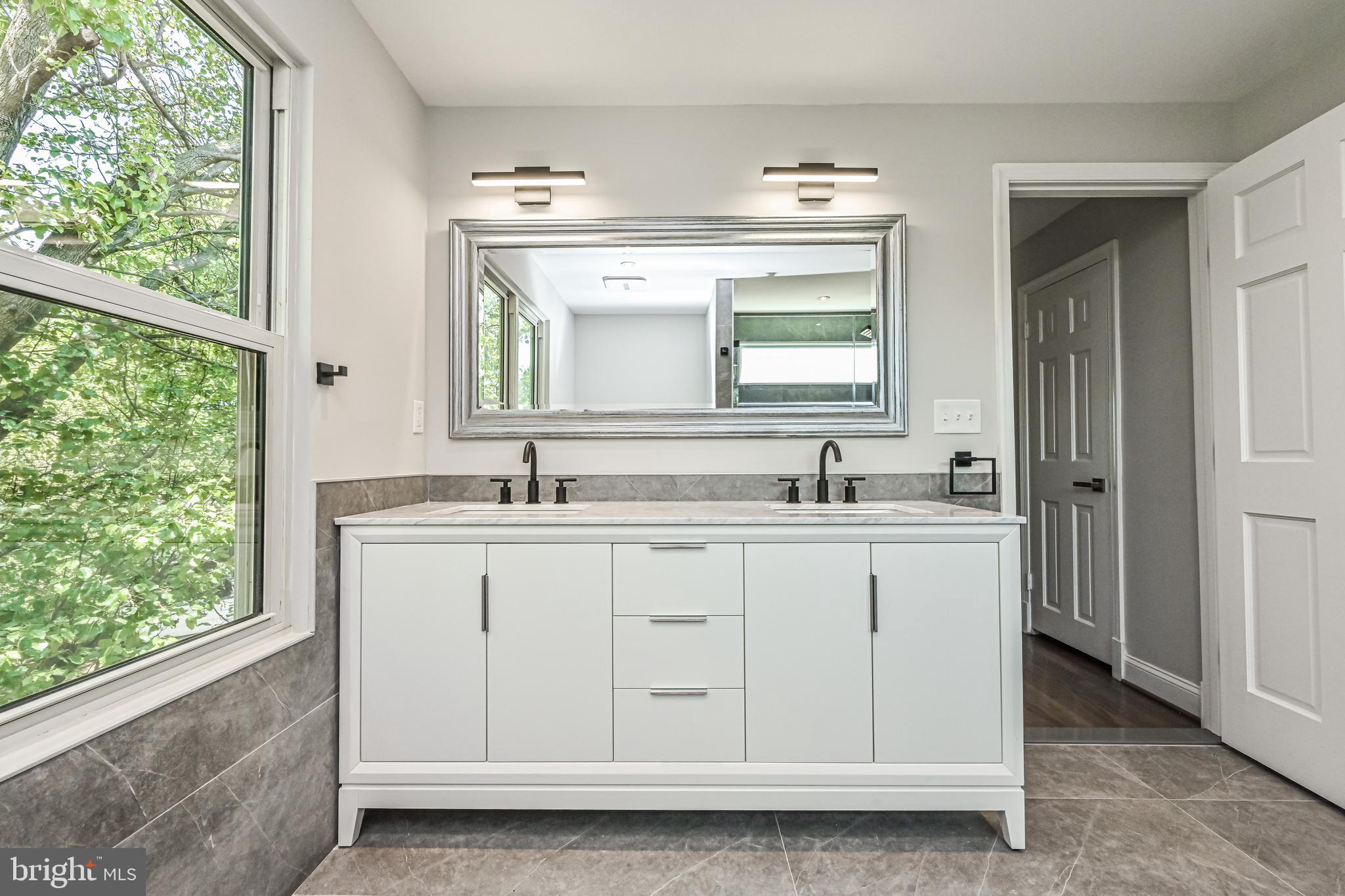 Real estate listing preview #48