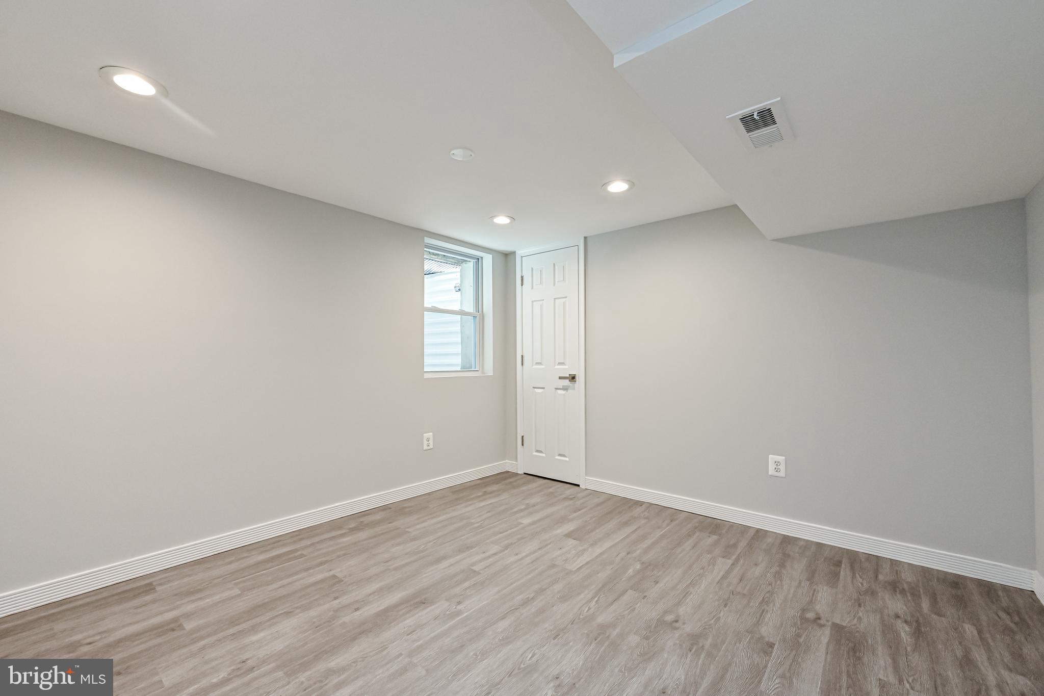 Real estate listing preview #59