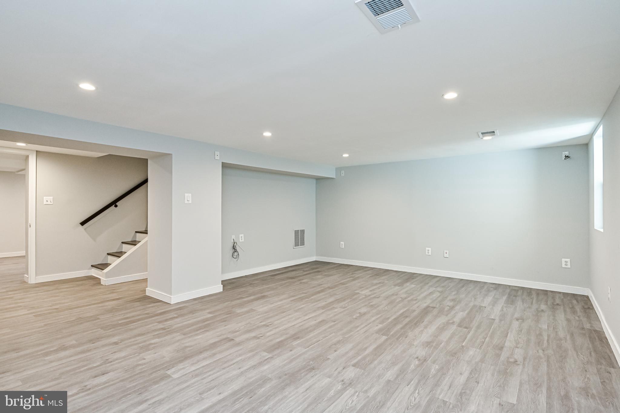 Real estate listing preview #57