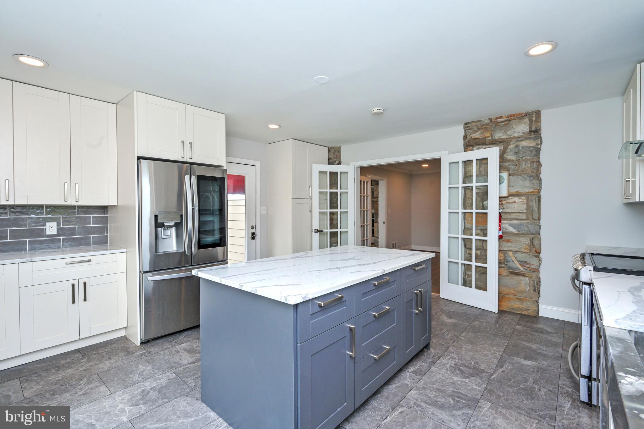 Real estate listing preview #104