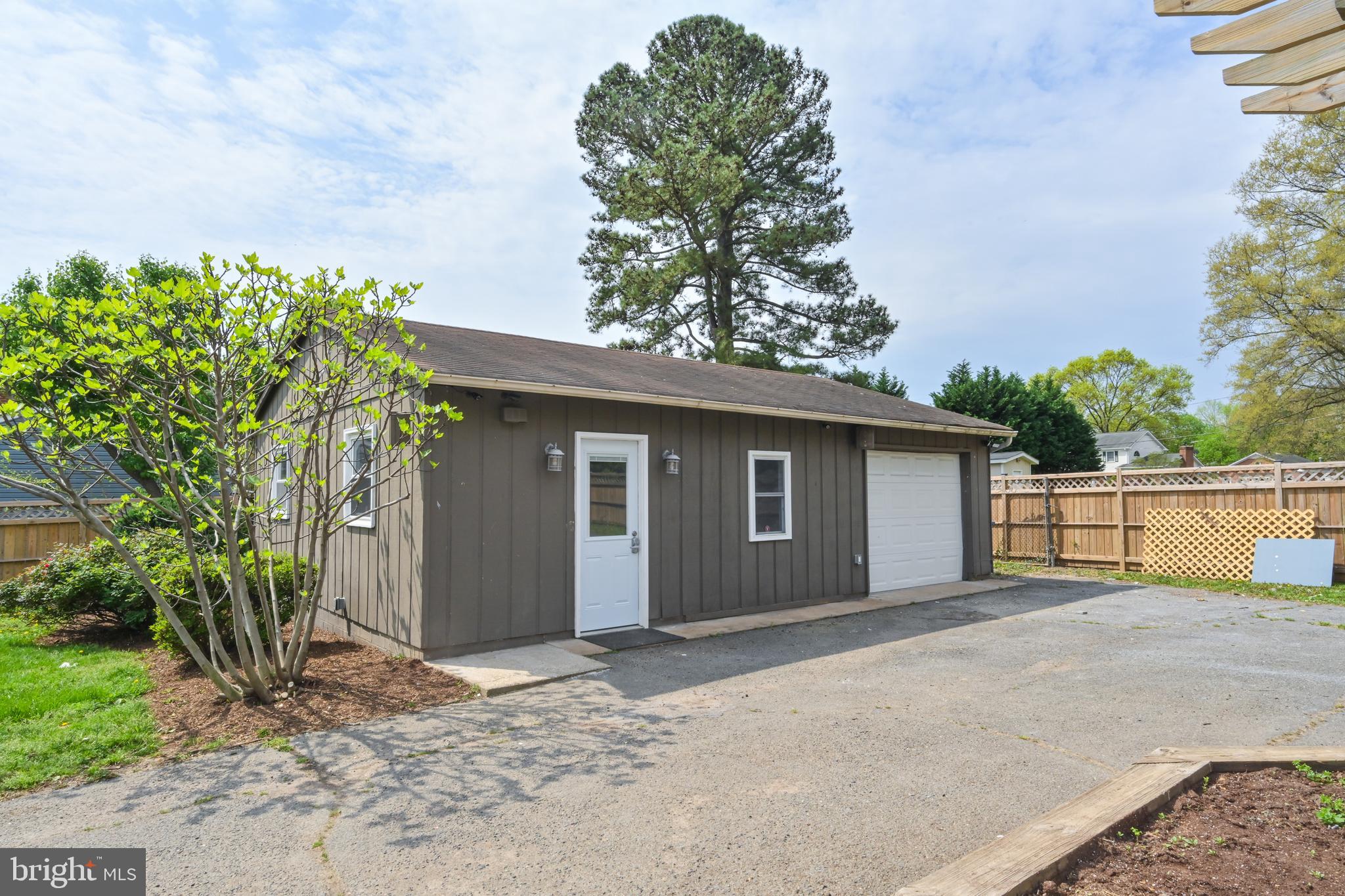 Real estate listing preview #87