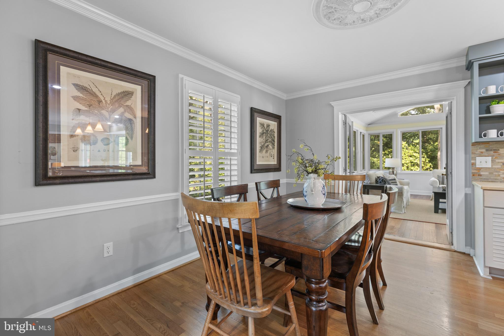 Real estate listing preview #16