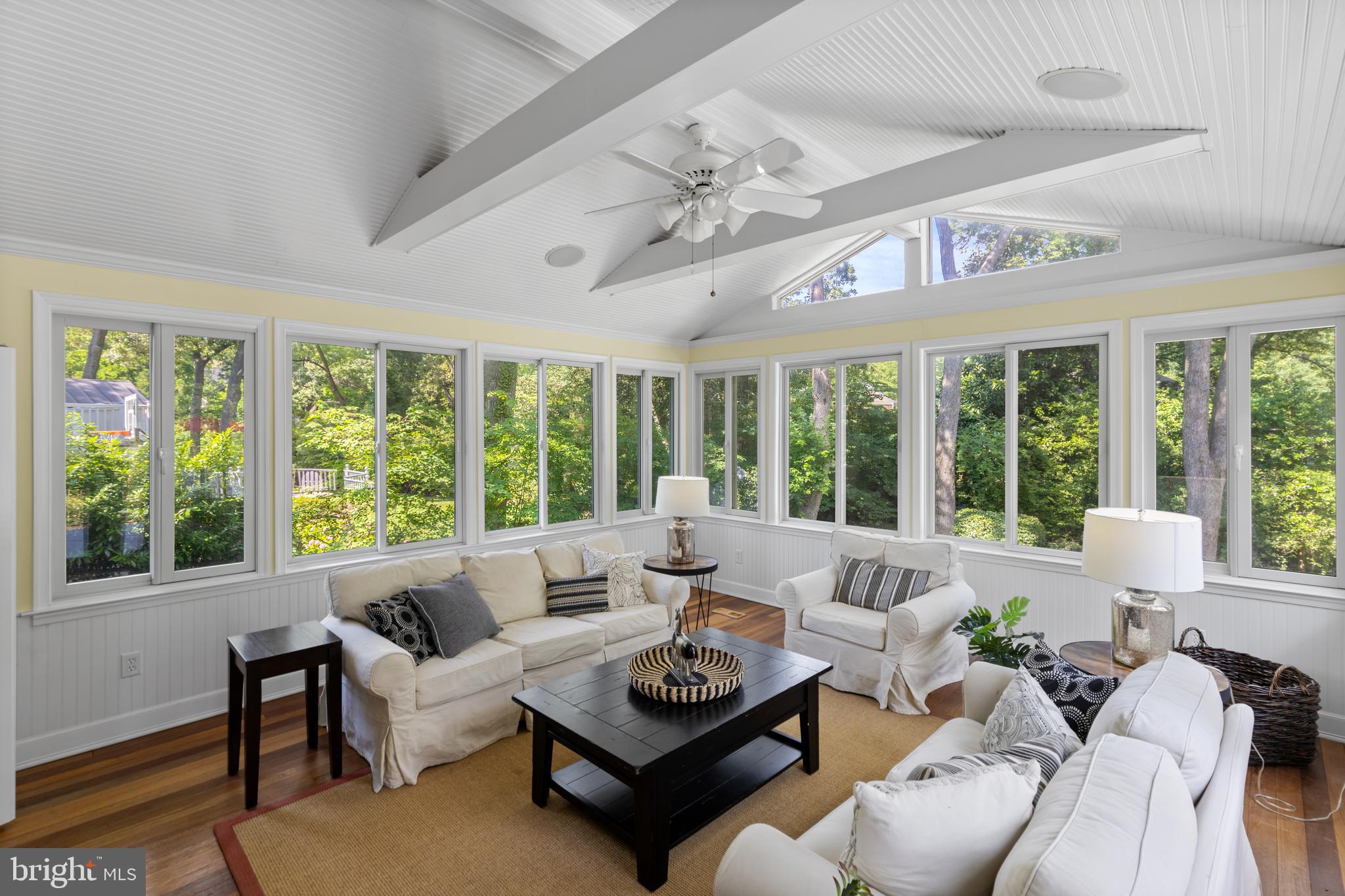 Real estate listing preview #1