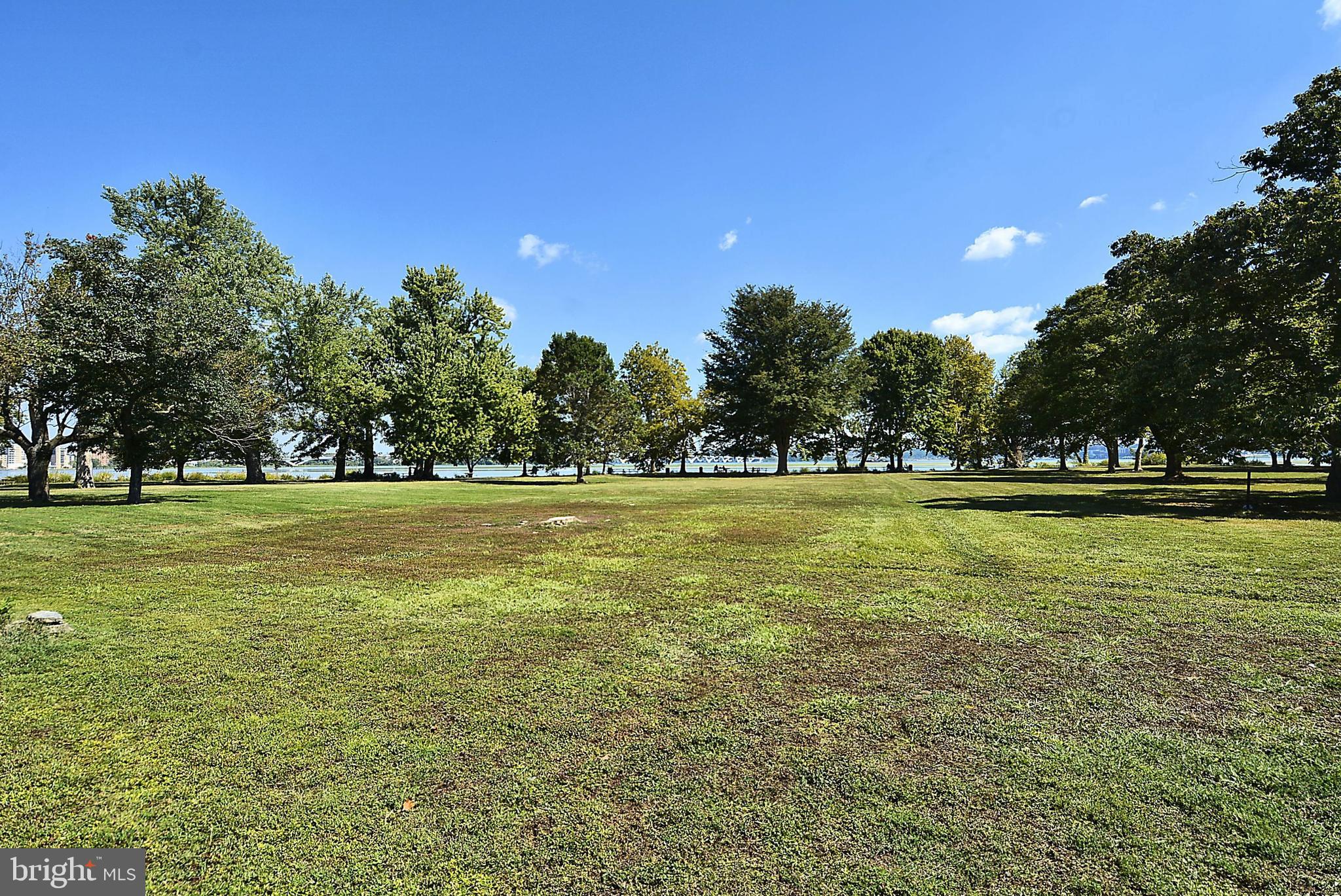 Real estate listing preview #82