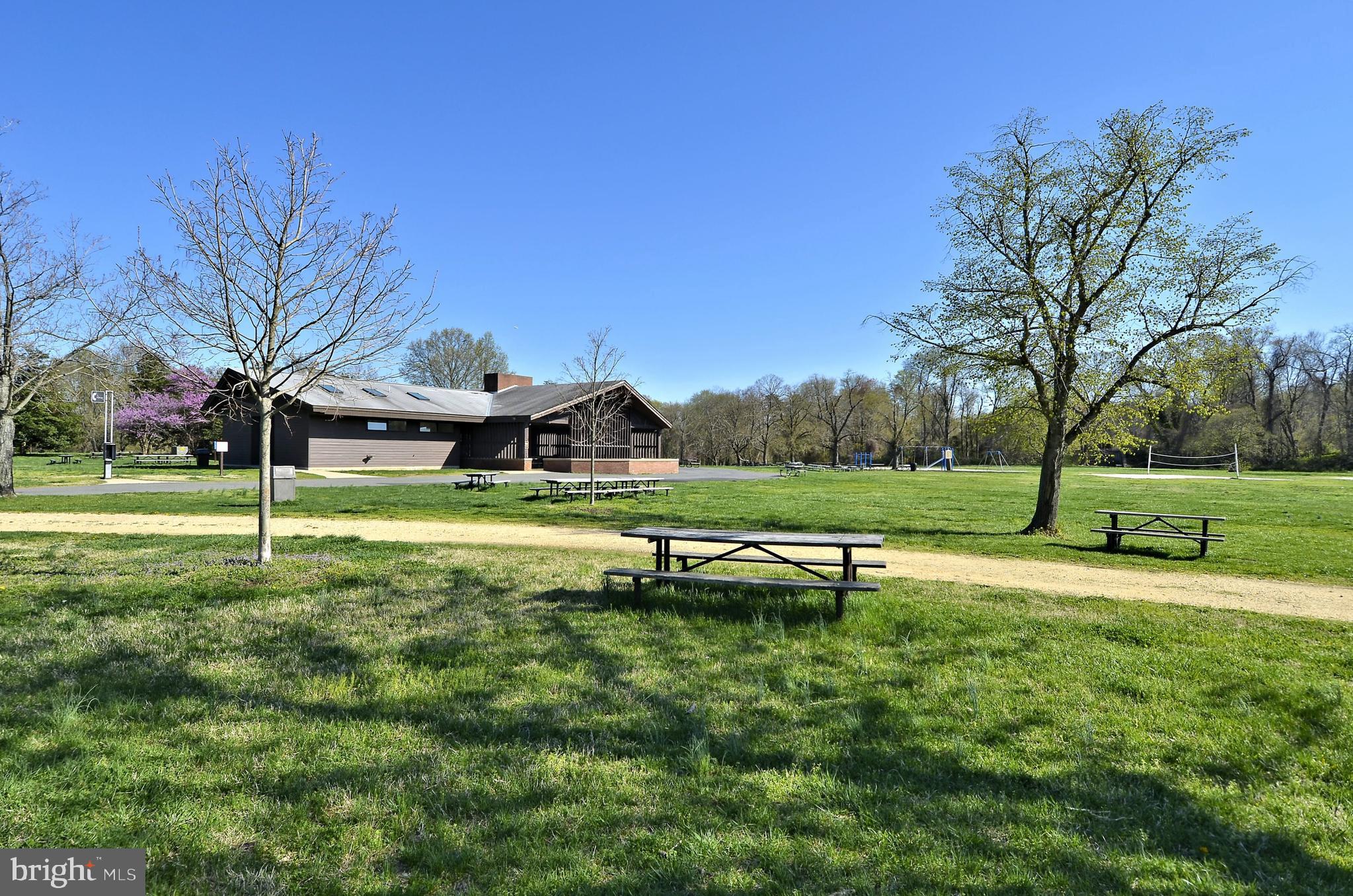 Real estate listing preview #77