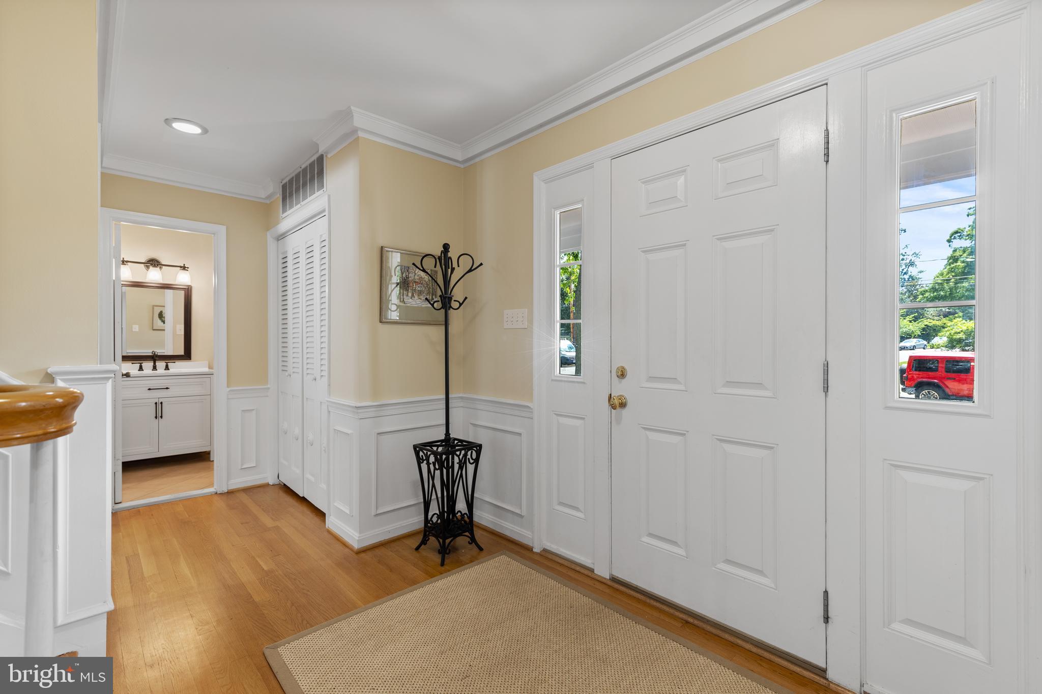 Real estate listing preview #9