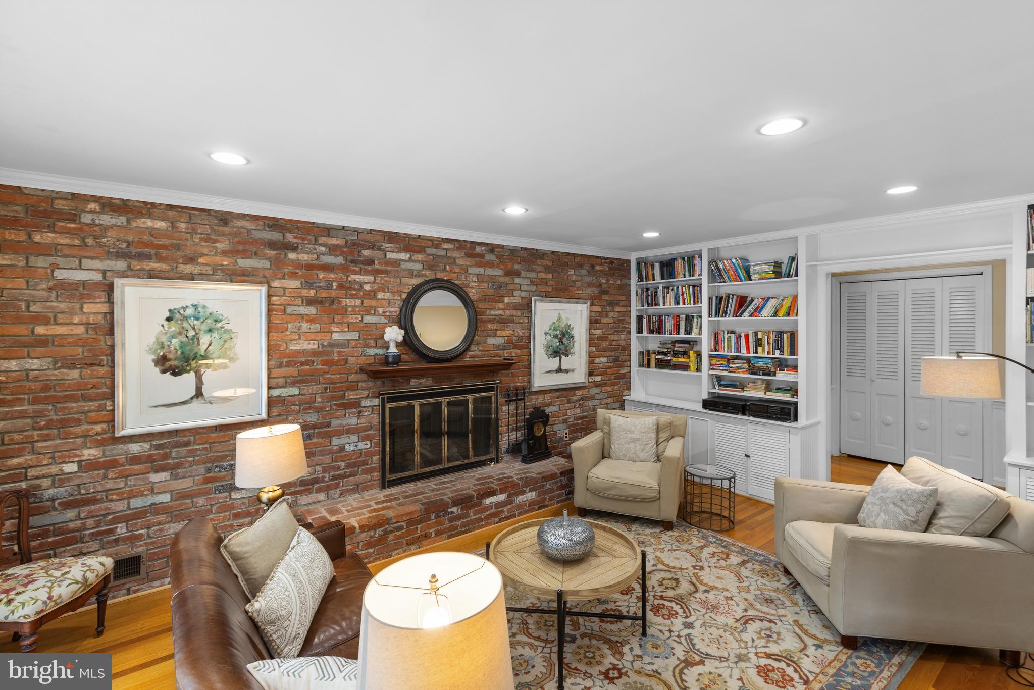 Real estate listing preview #26