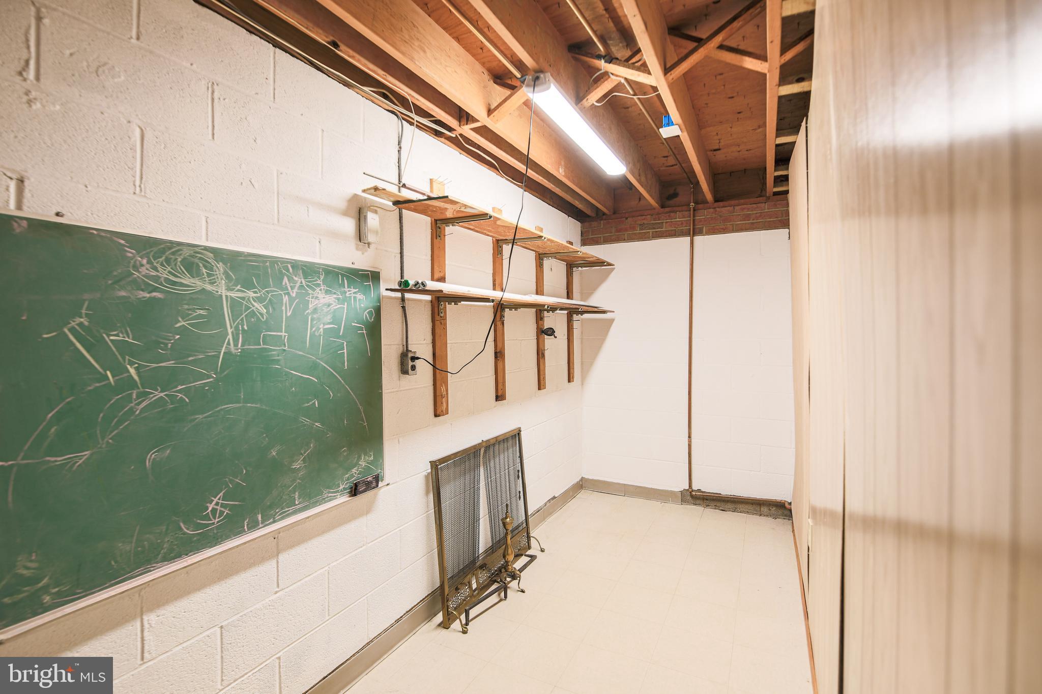 Real estate listing preview #64