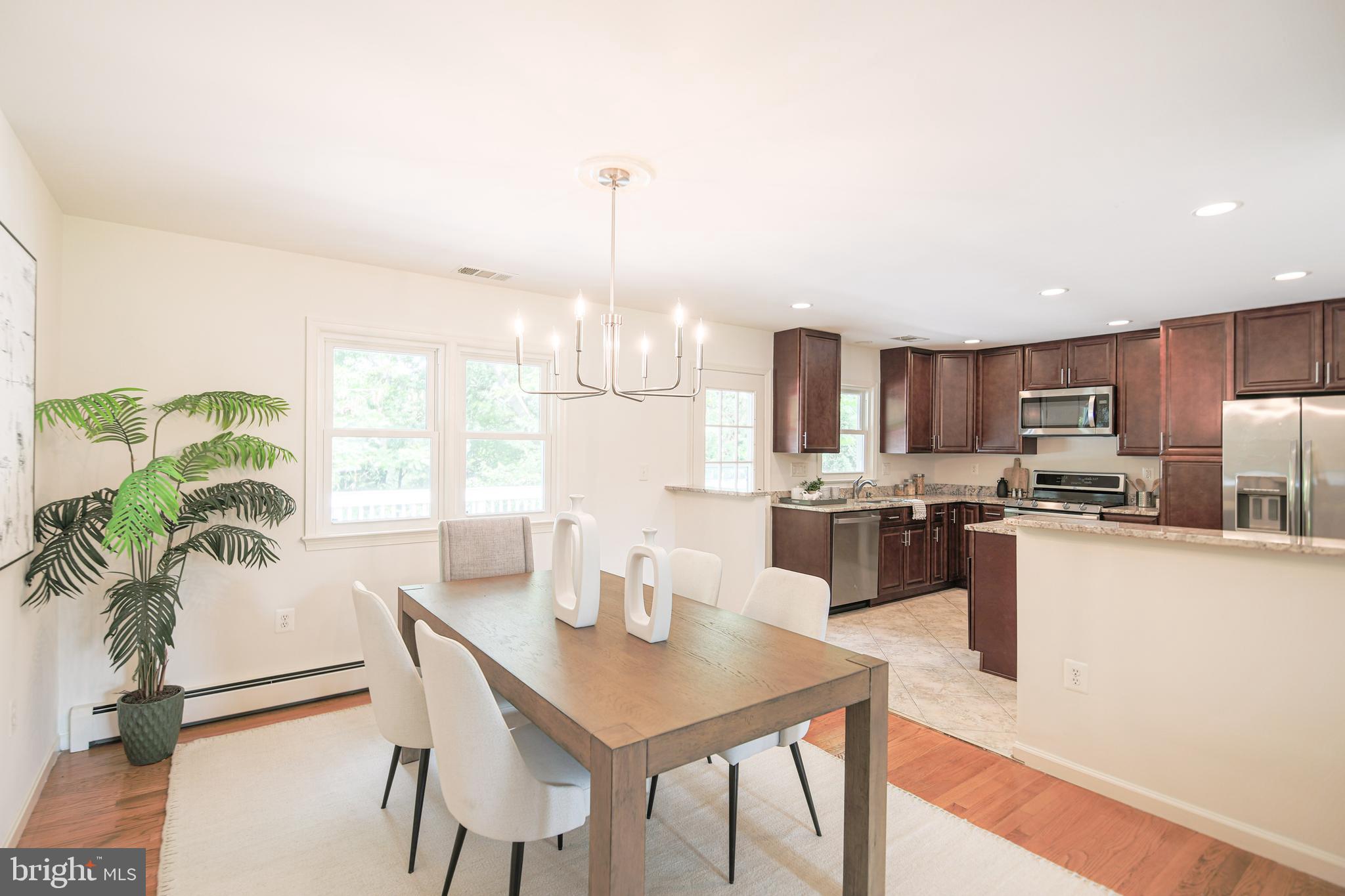 Real estate listing preview #17