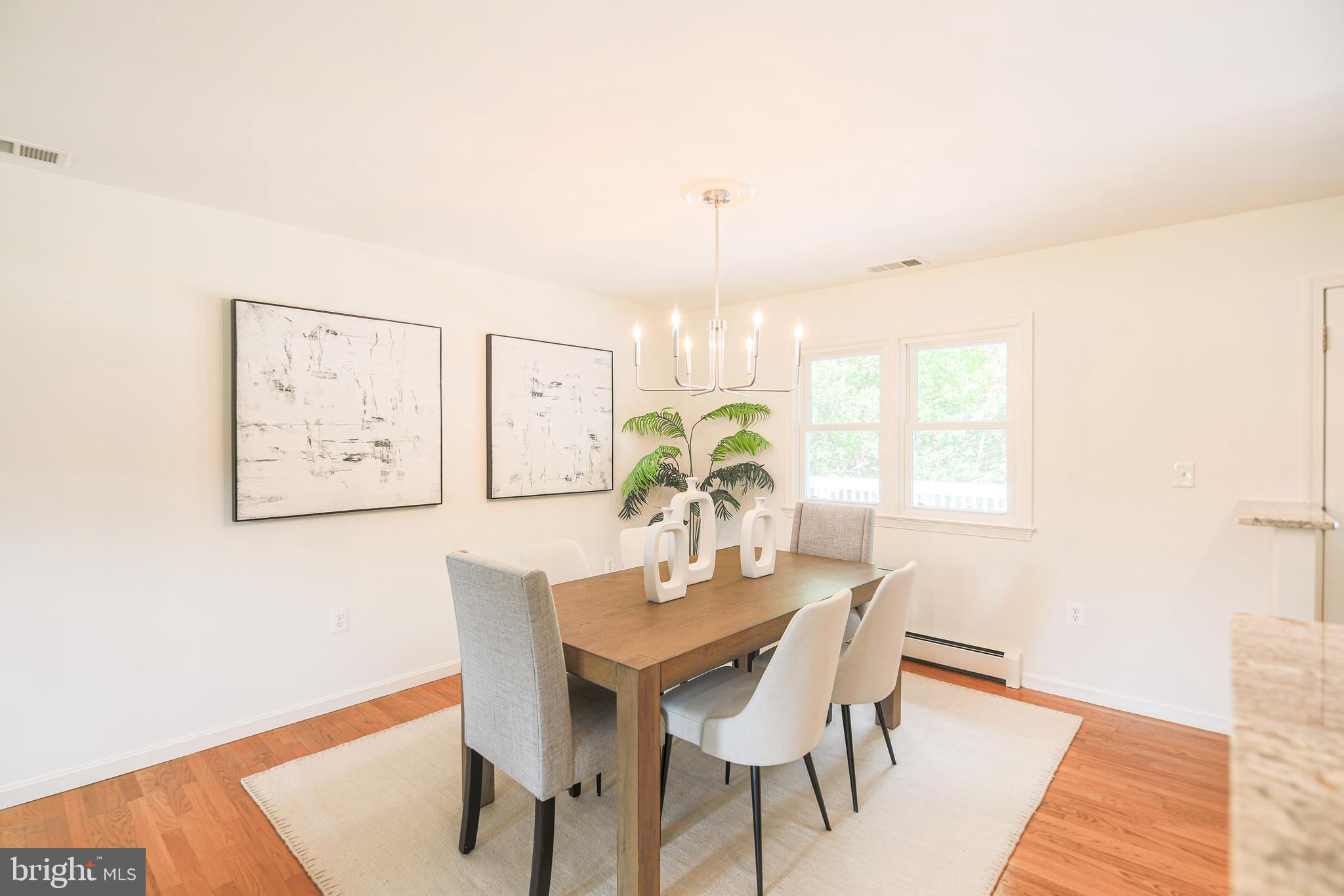 Real estate listing preview #16