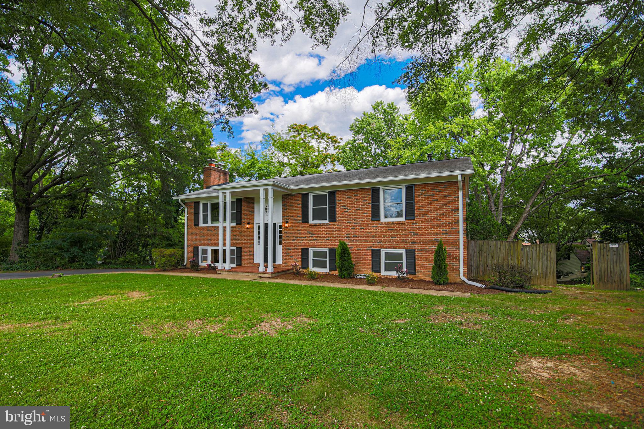 Real estate listing preview #5