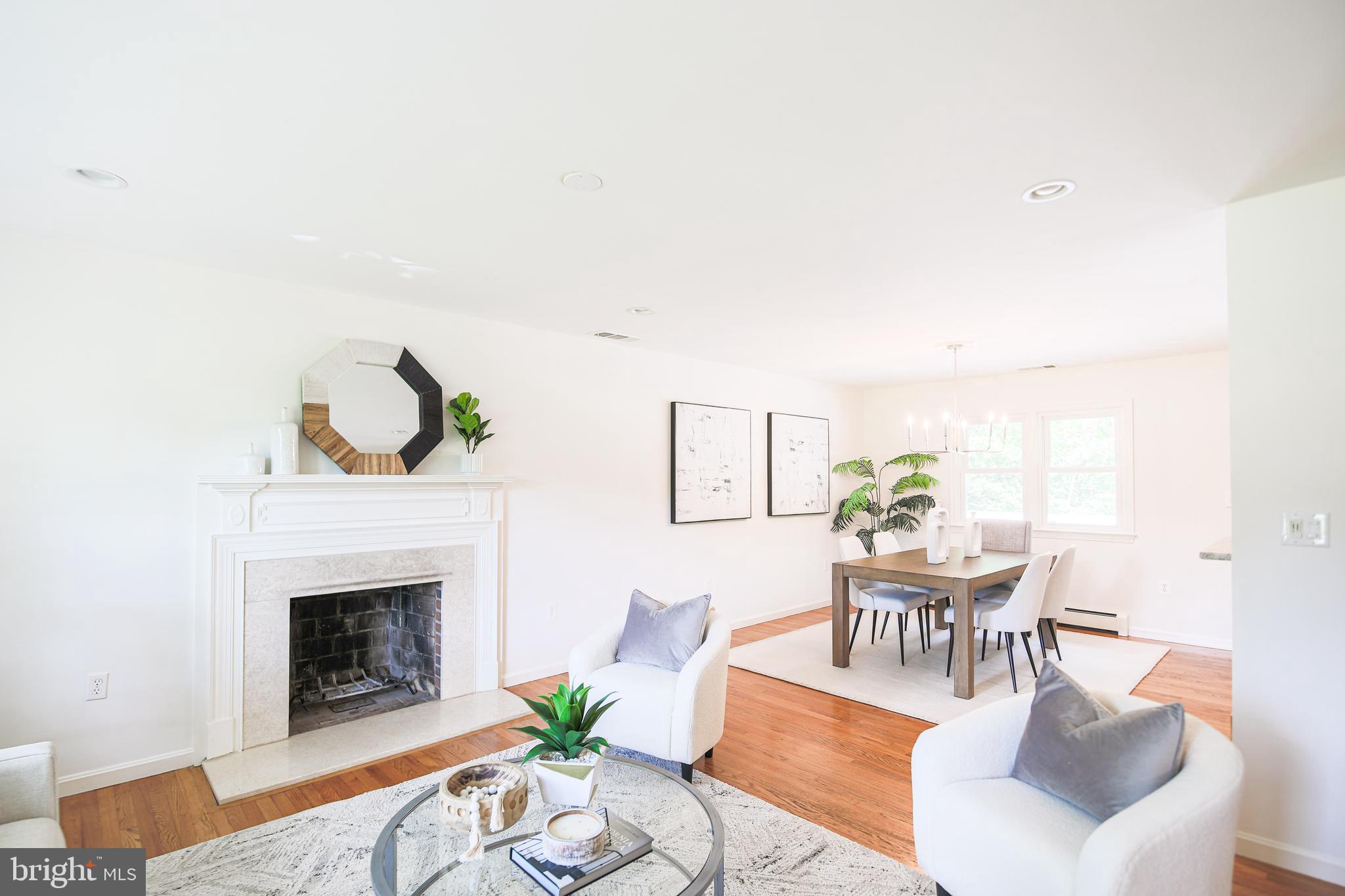 Real estate listing preview #12