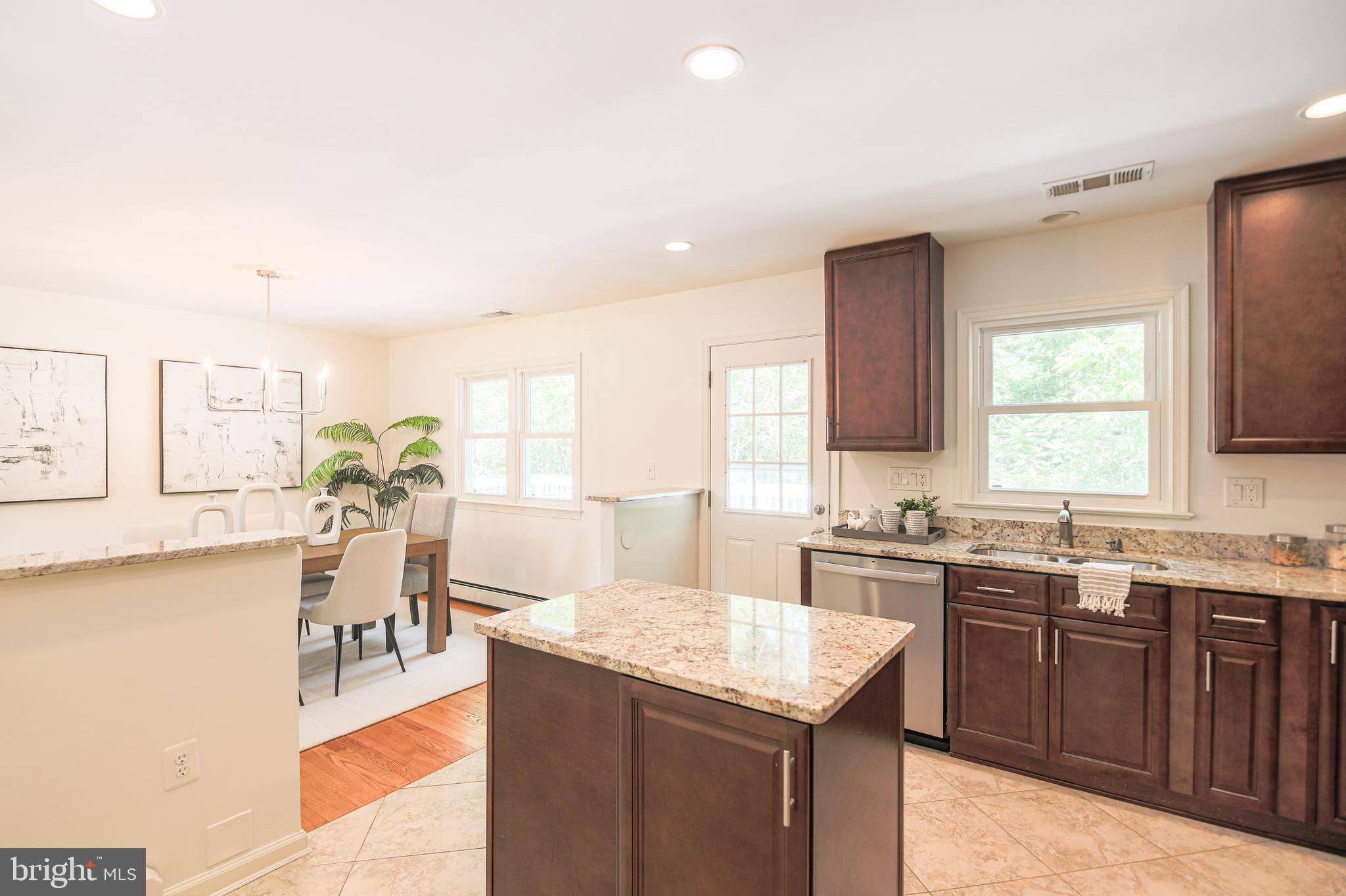 Real estate listing preview #23