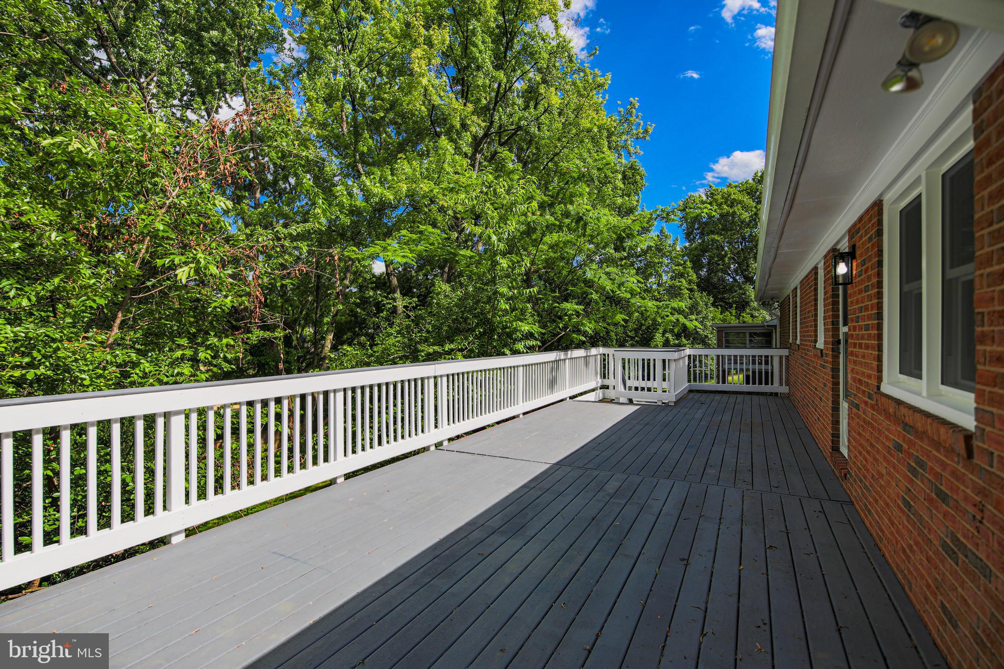 Real estate listing preview #25