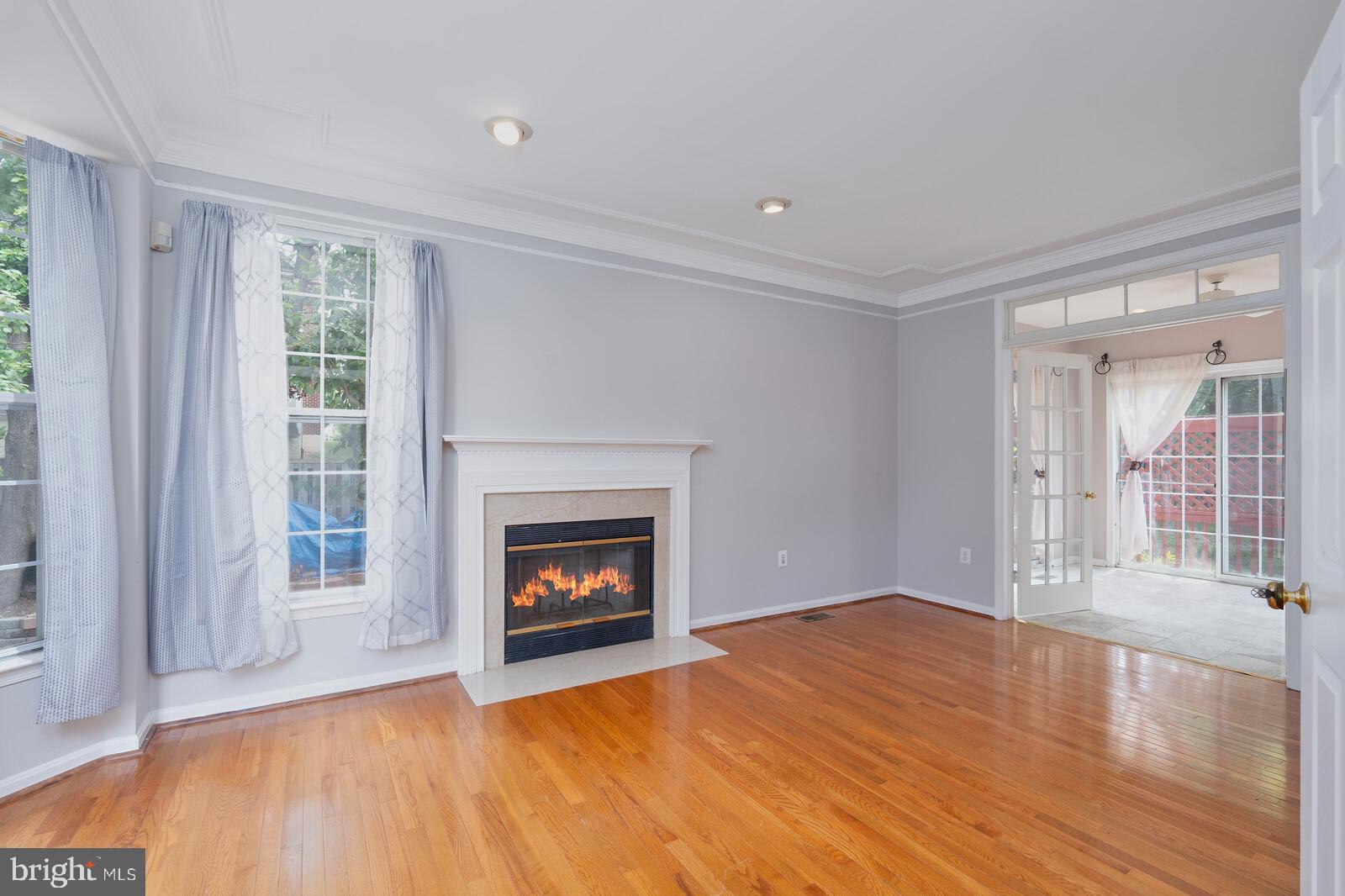 Real estate listing preview #2