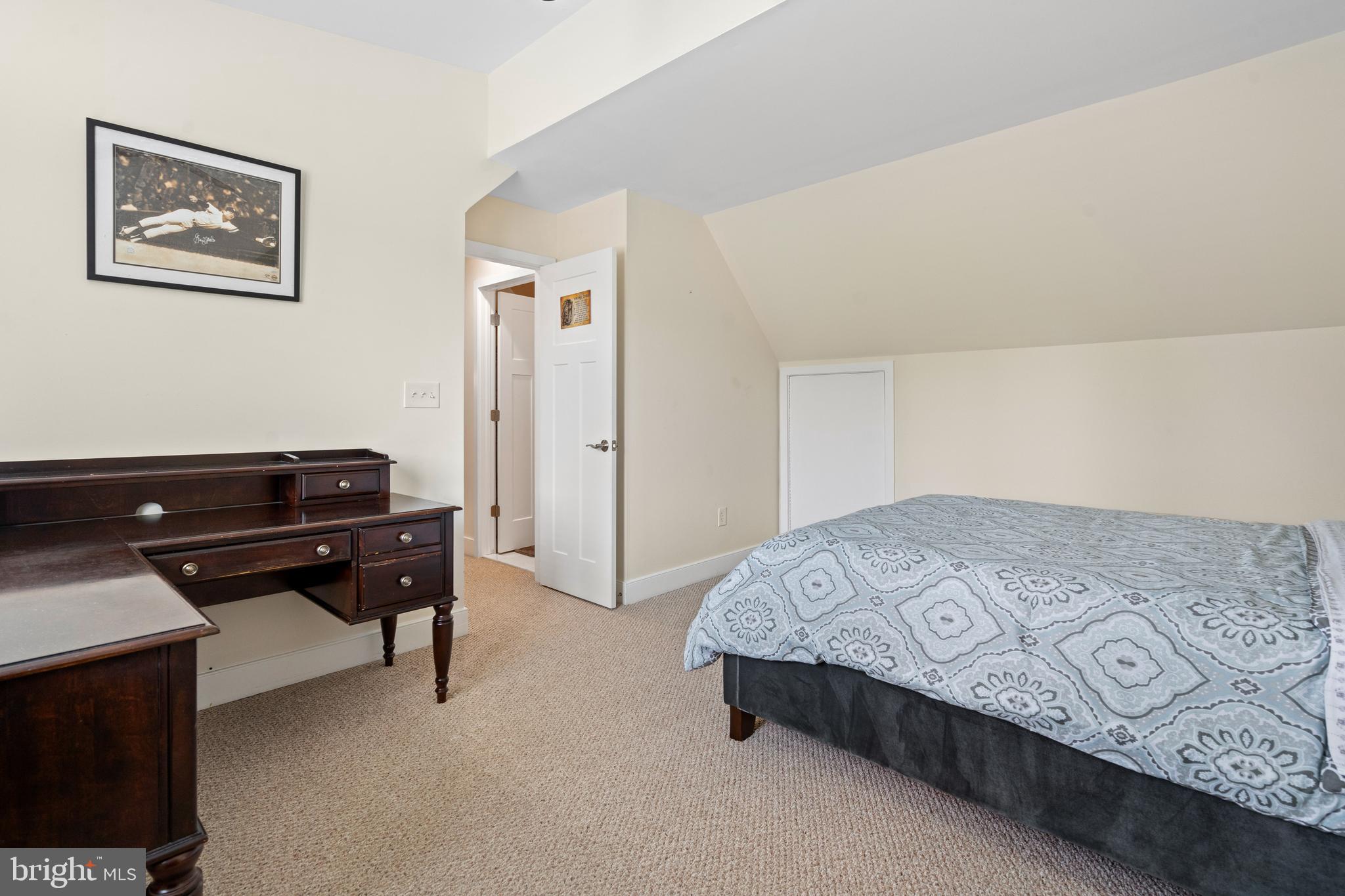 Real estate listing preview #22