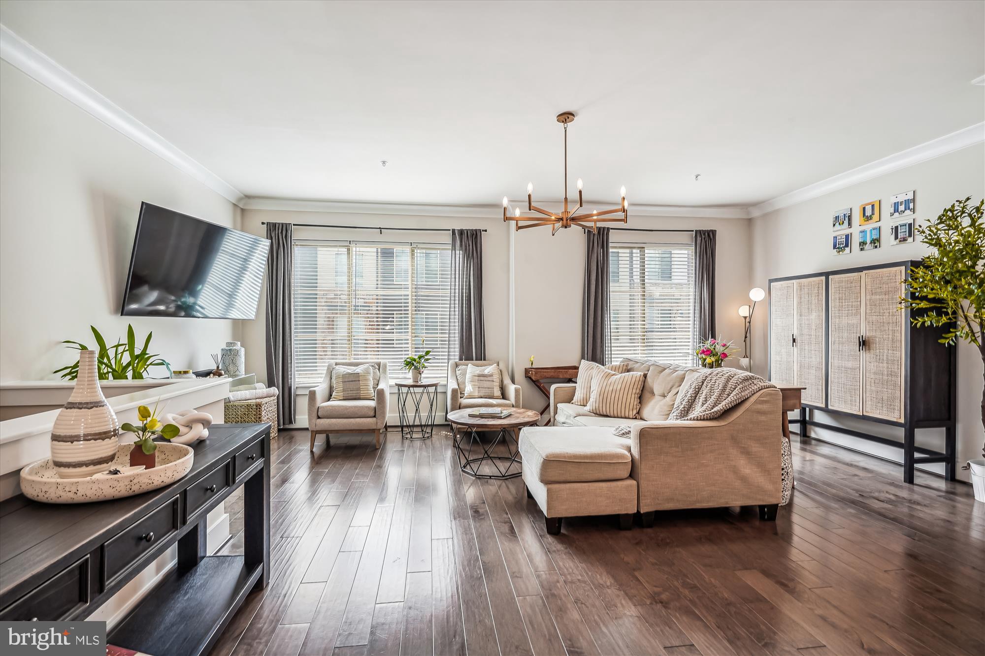 Real estate listing preview #11