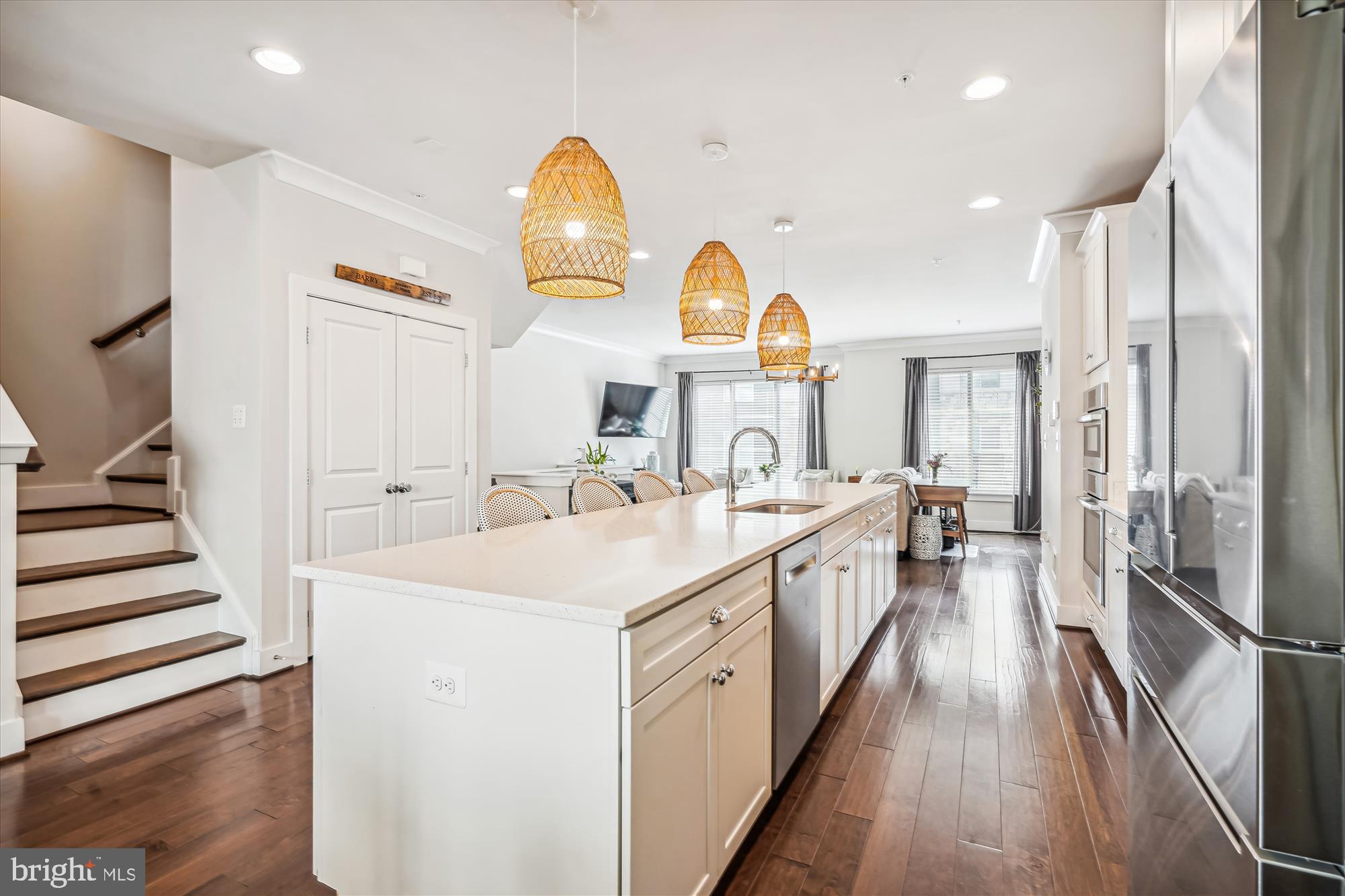 Real estate listing preview #3