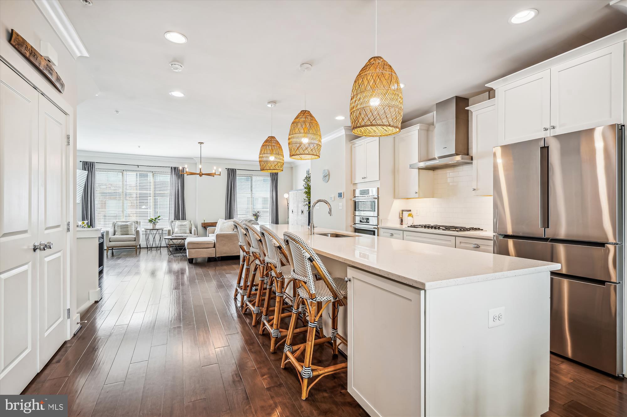 Real estate listing preview #4