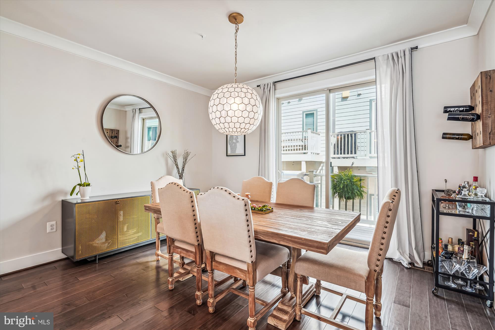 Real estate listing preview #6