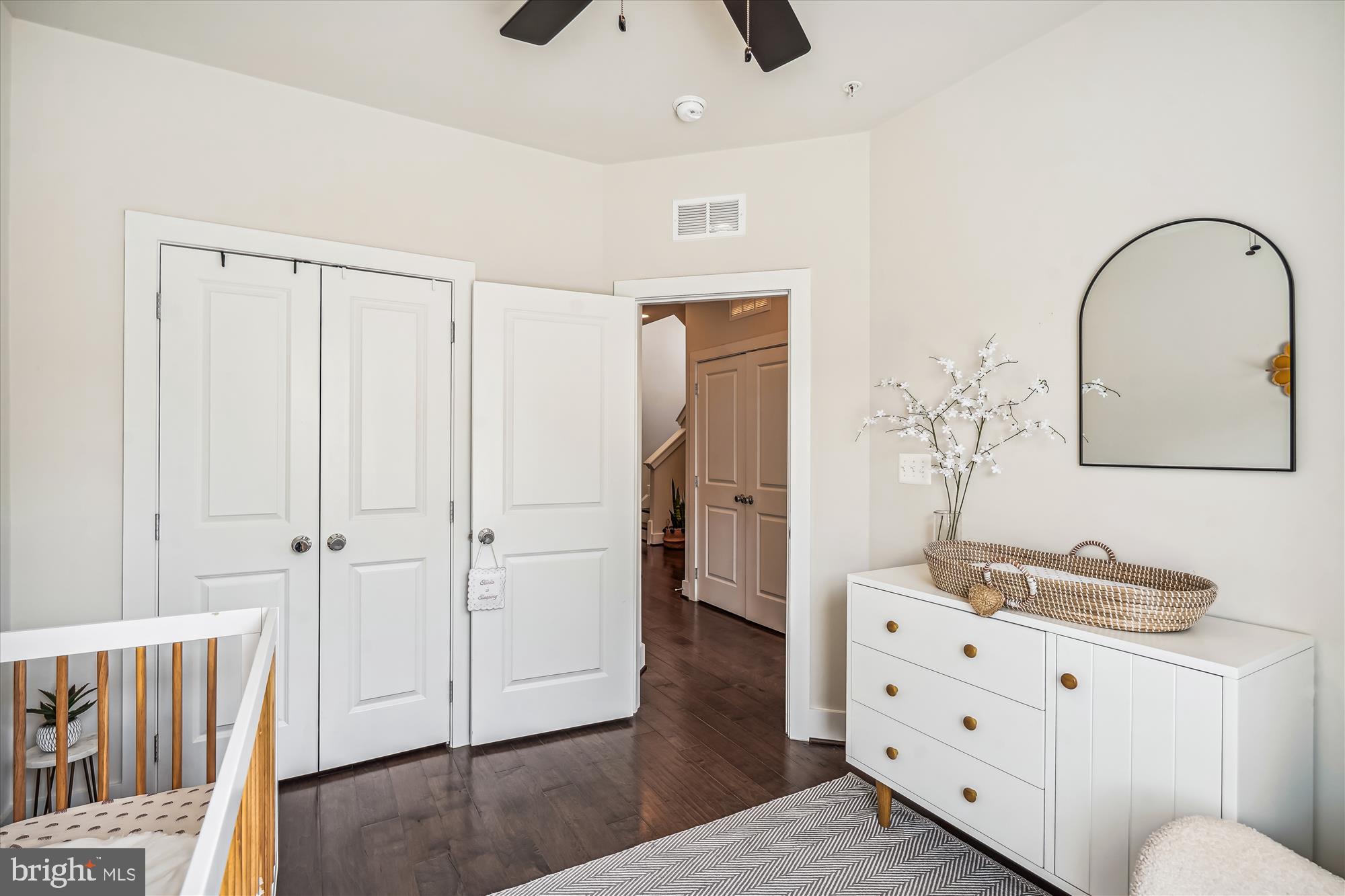 Real estate listing preview #22