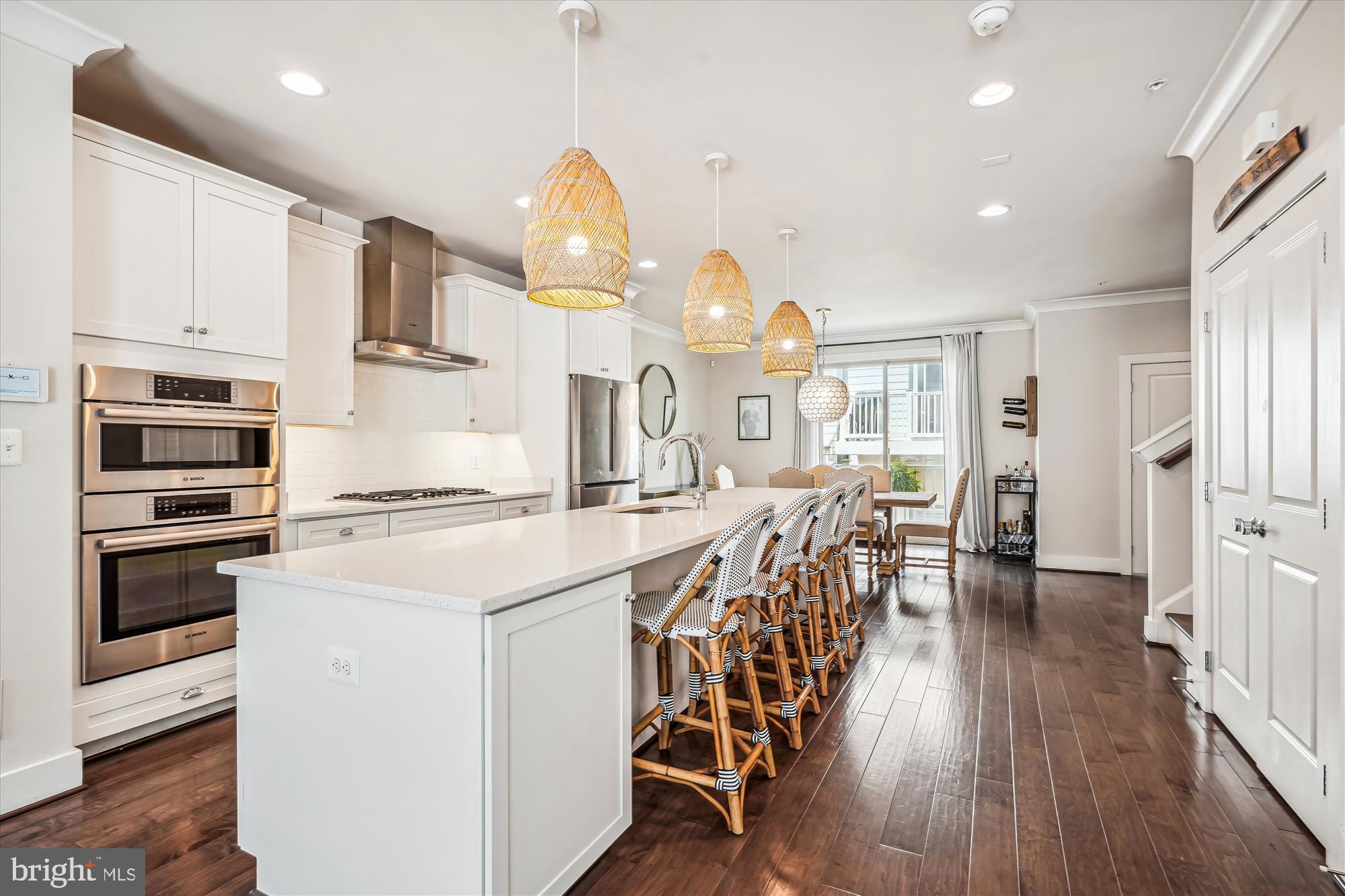 Real estate listing preview #10