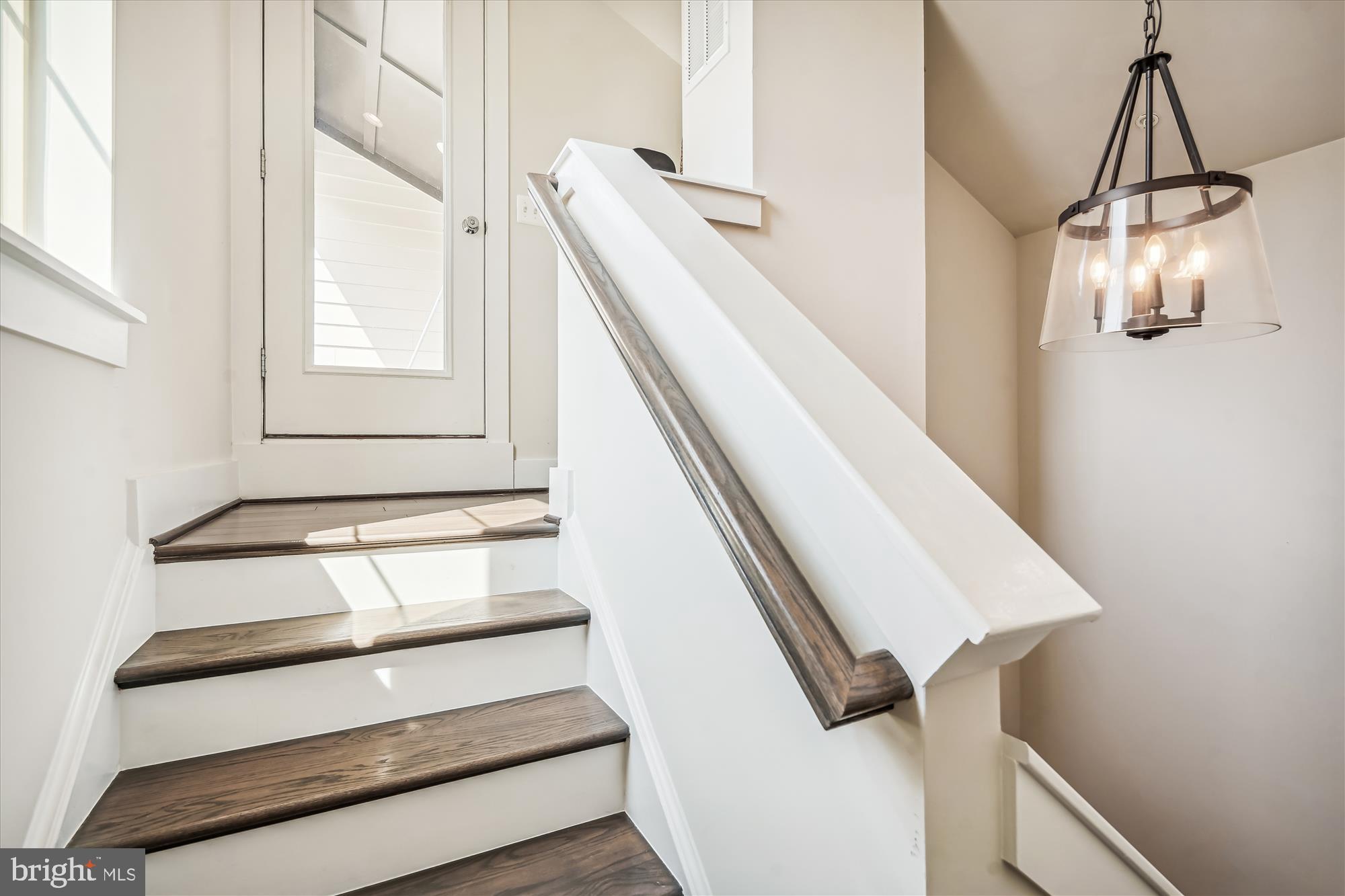 Real estate listing preview #31