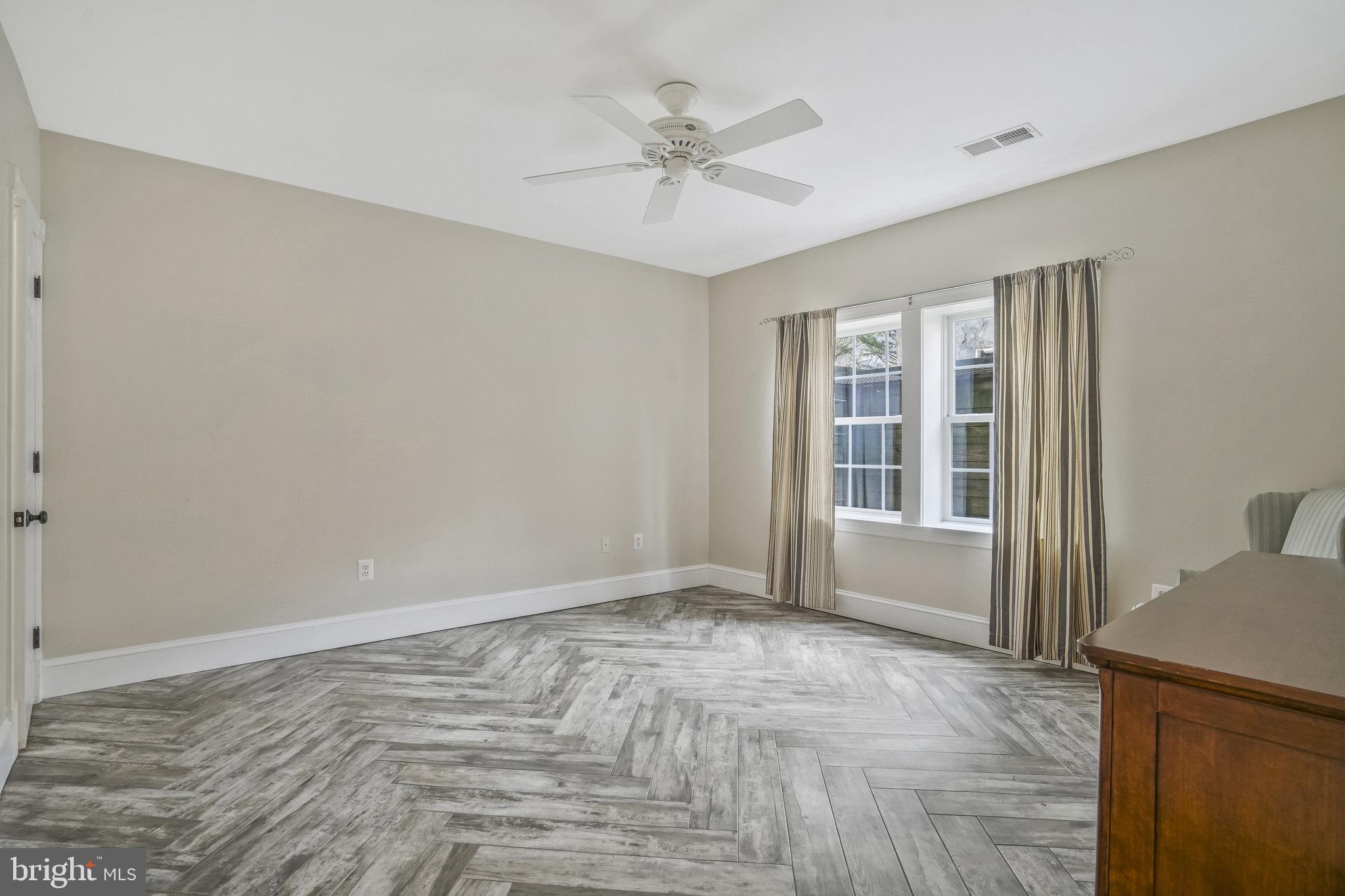 Real estate listing preview #76