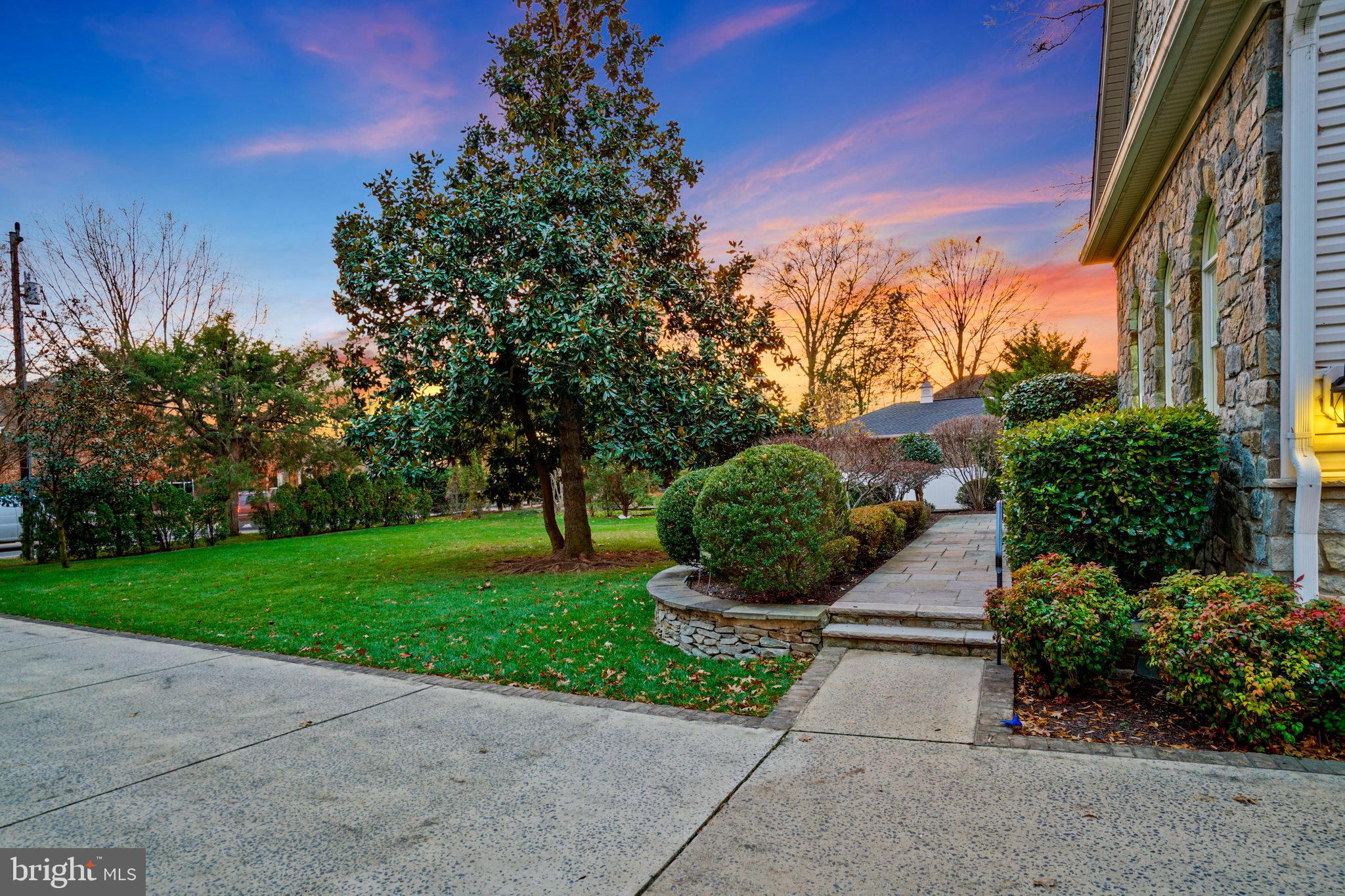 Real estate listing preview #97