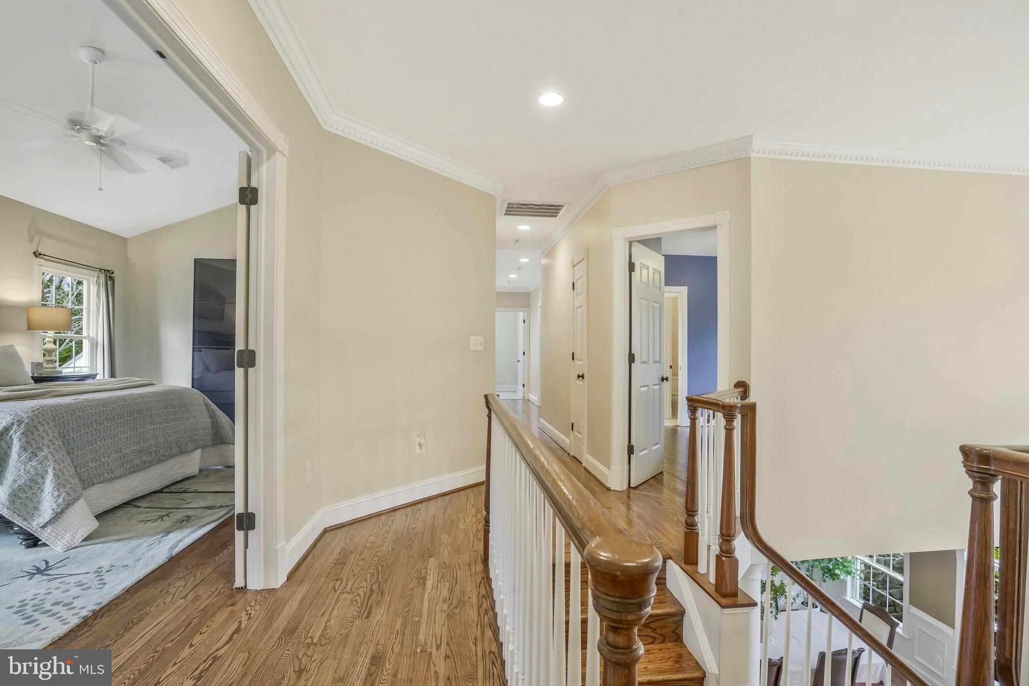 Real estate listing preview #60