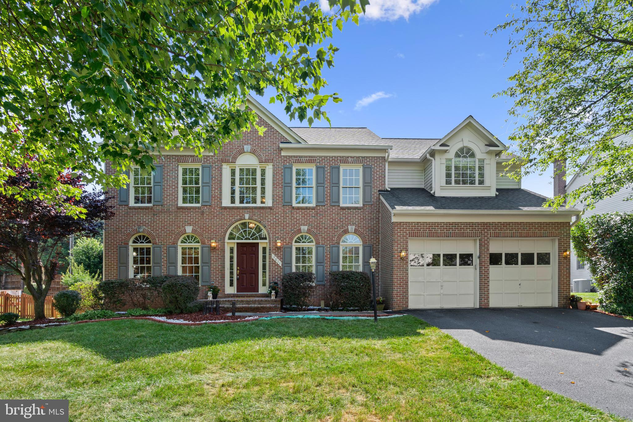 Real estate listing preview #1