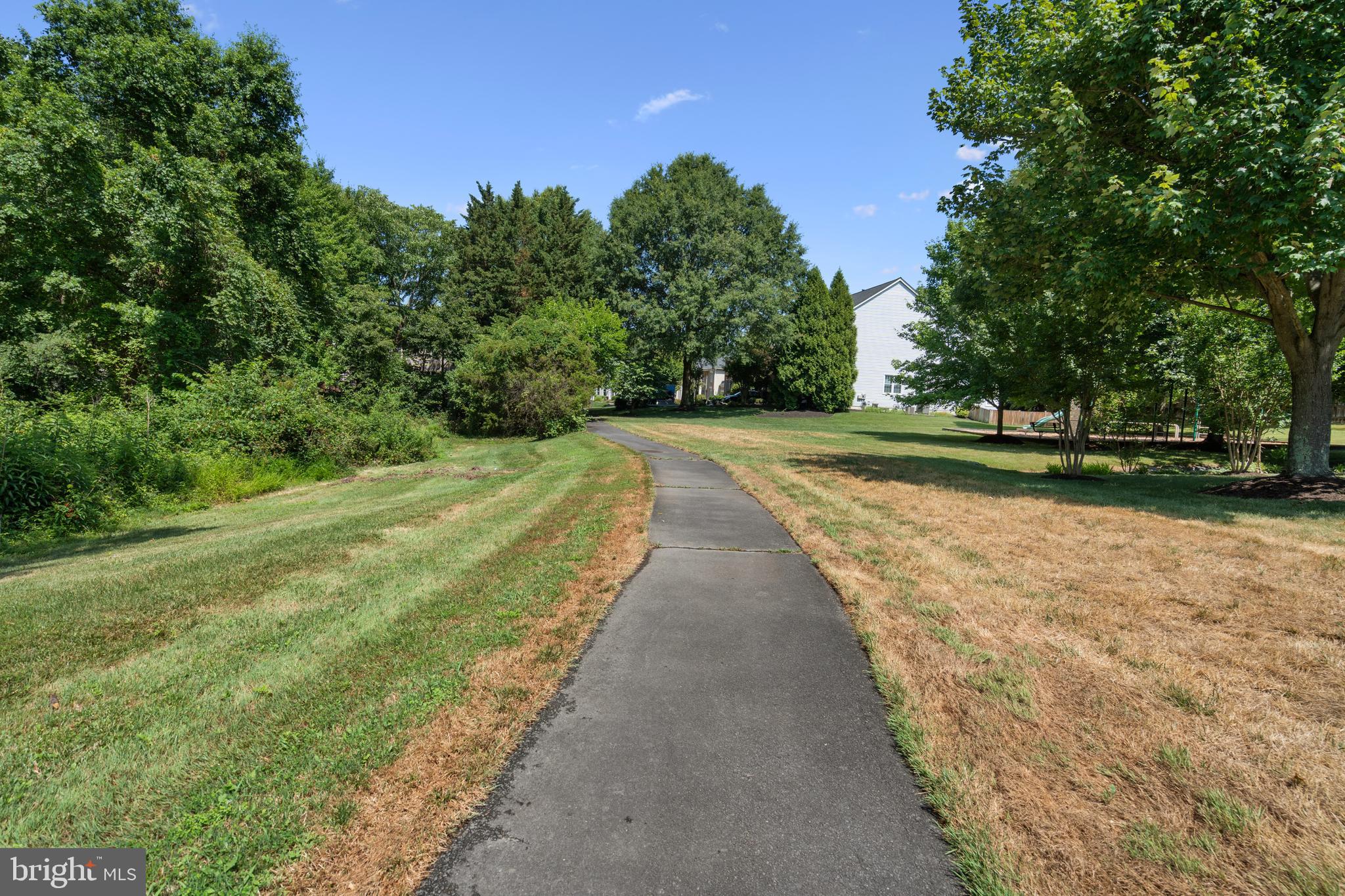 Real estate listing preview #48