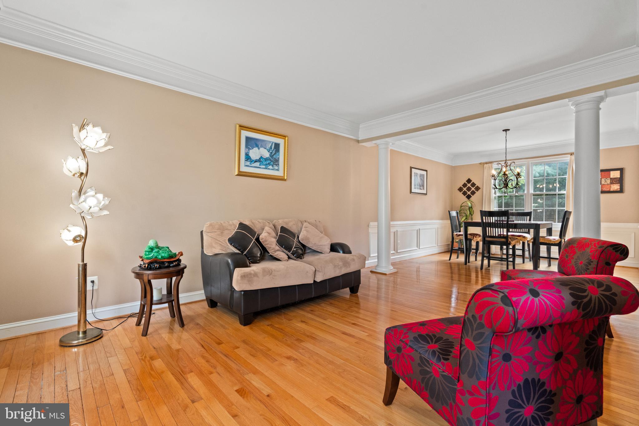 Real estate listing preview #8