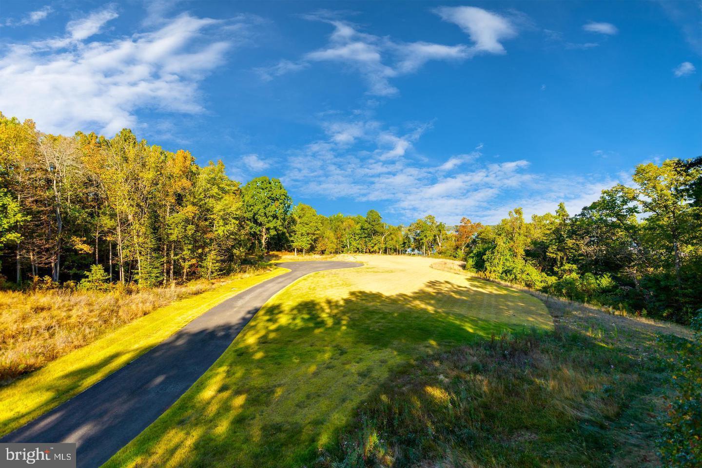 Real estate listing preview #4