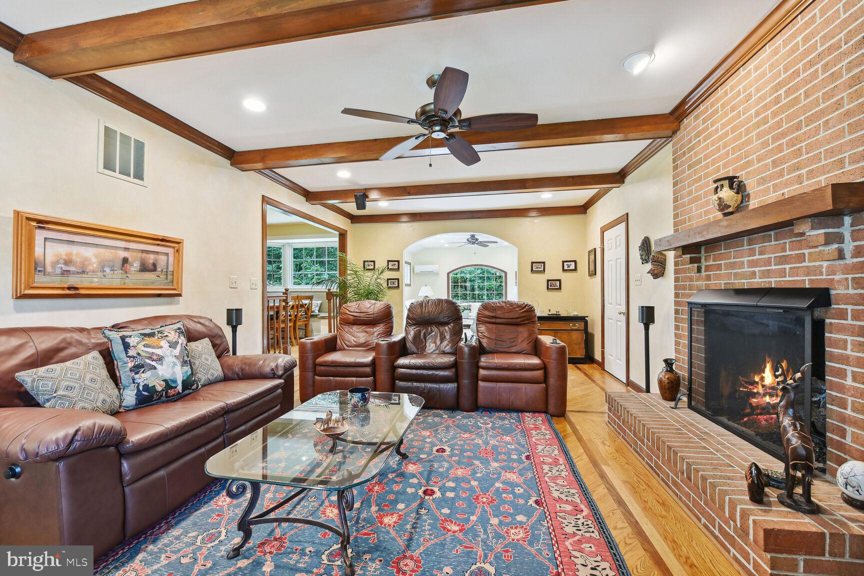 Real estate listing preview #7