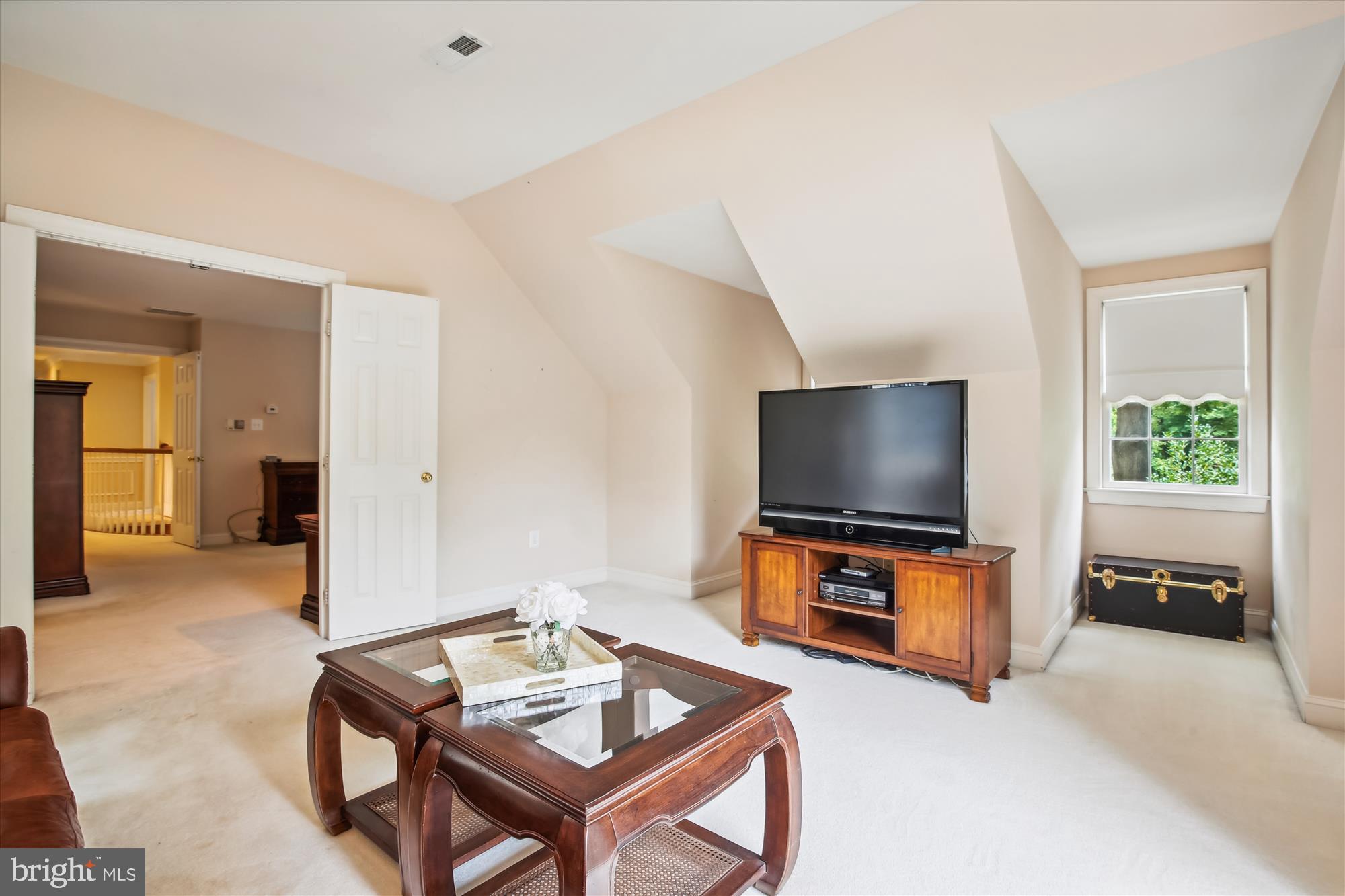 Real estate listing preview #26