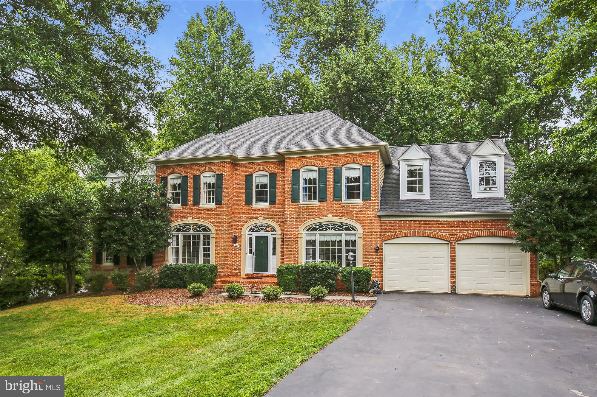 Real estate listing preview #1