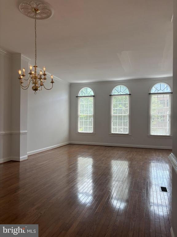 Real estate listing preview #2