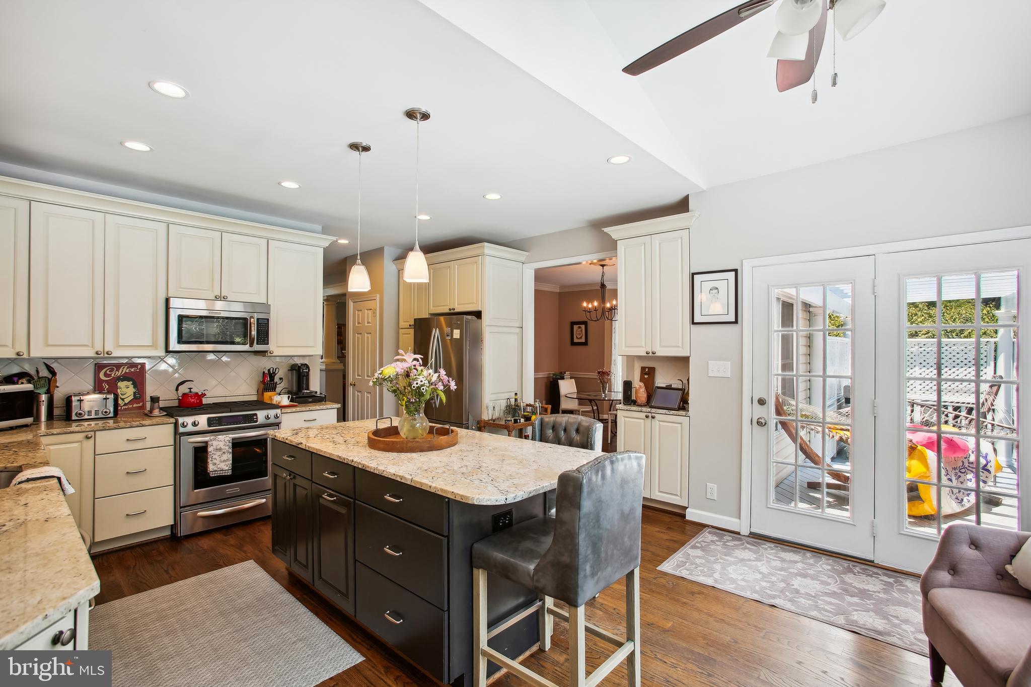 Real estate listing preview #15