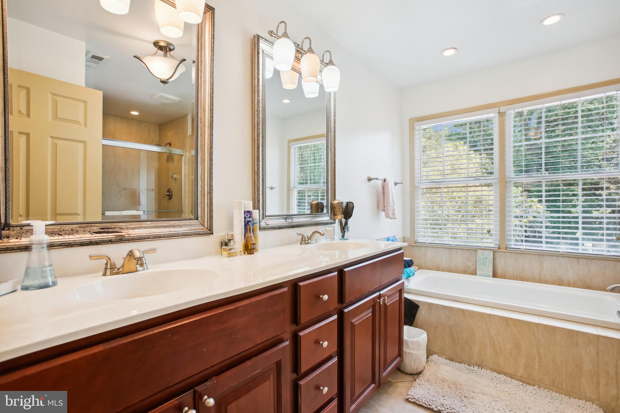 Real estate listing preview #33