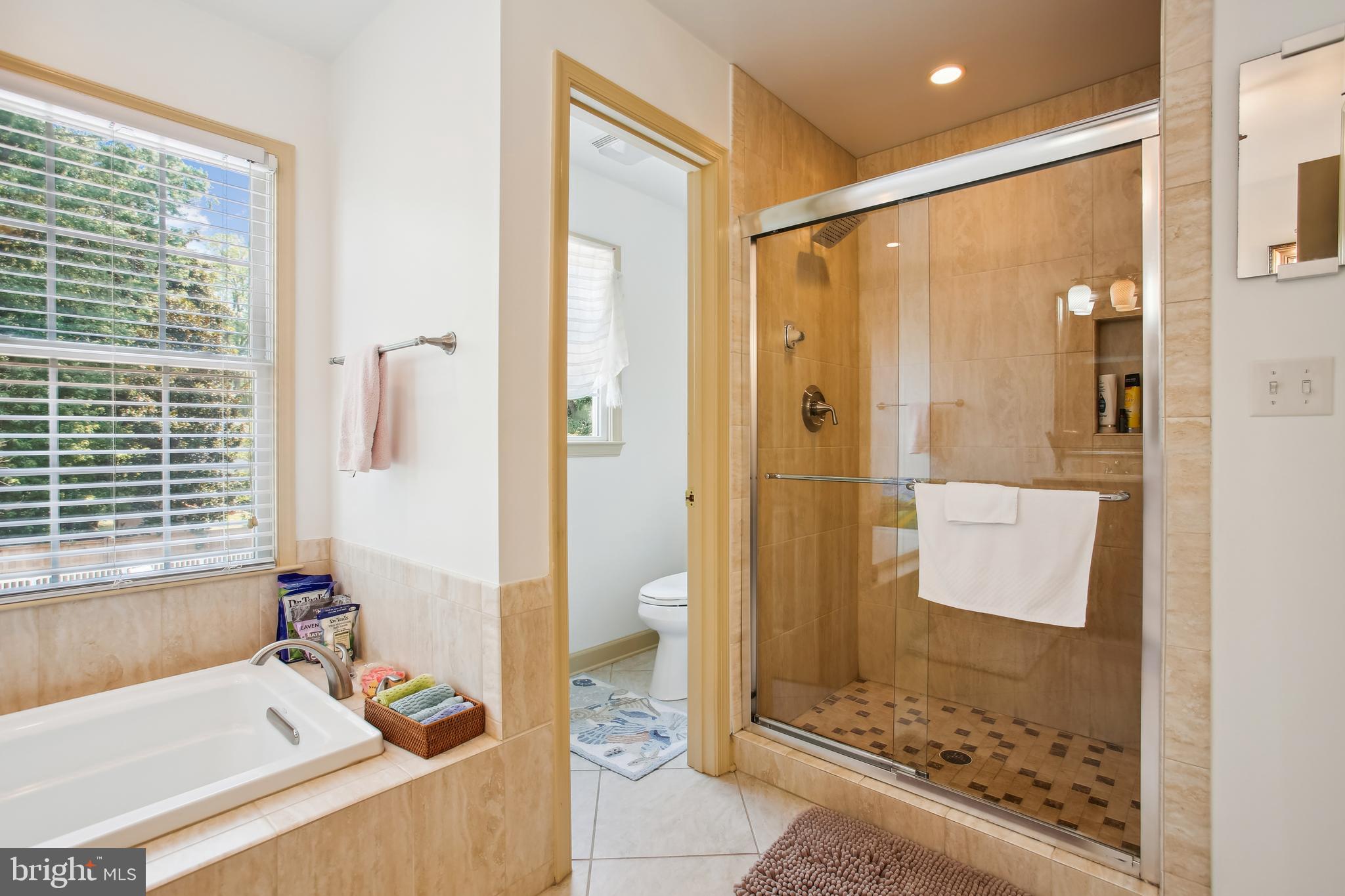 Real estate listing preview #32