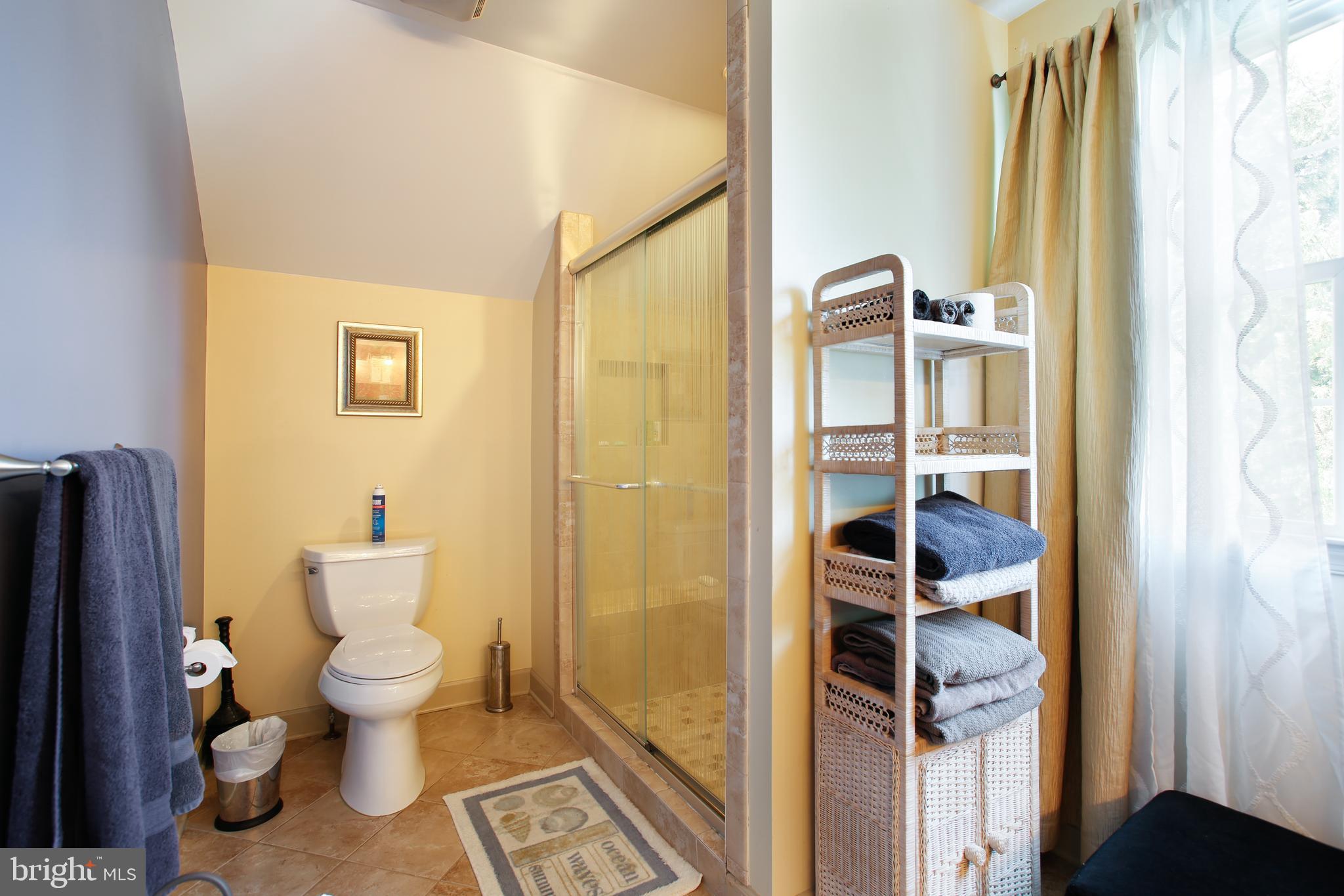 Real estate listing preview #35