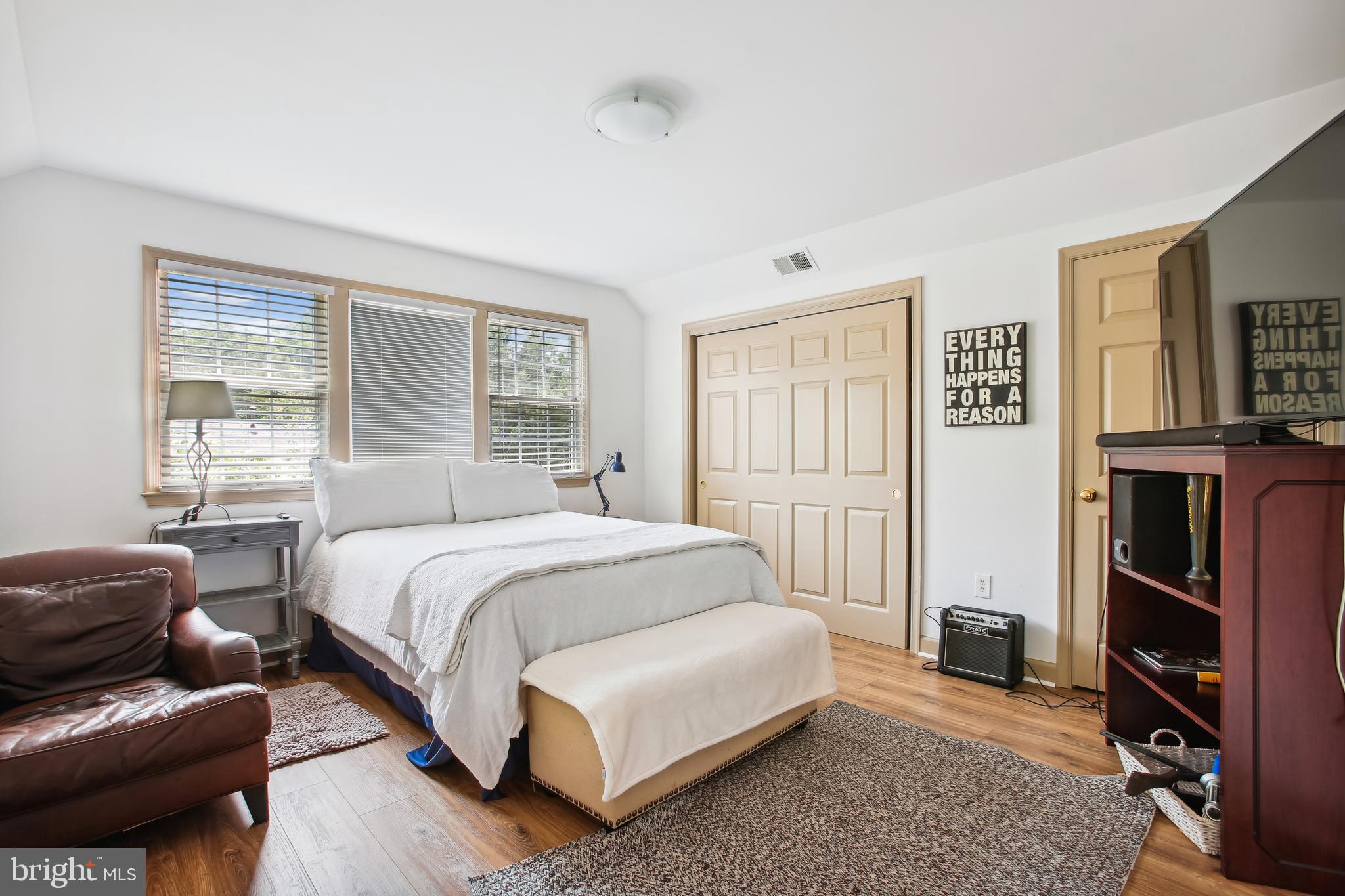 Real estate listing preview #49