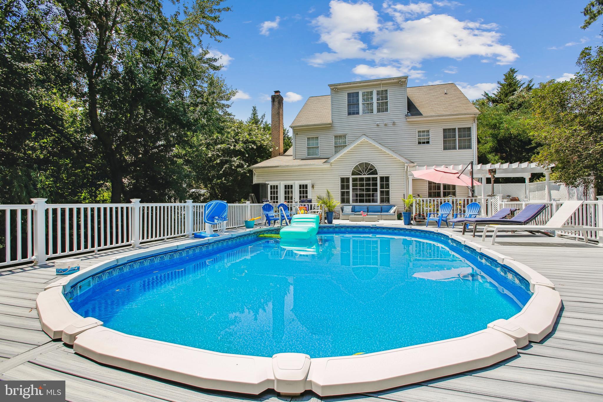 Real estate listing preview #2