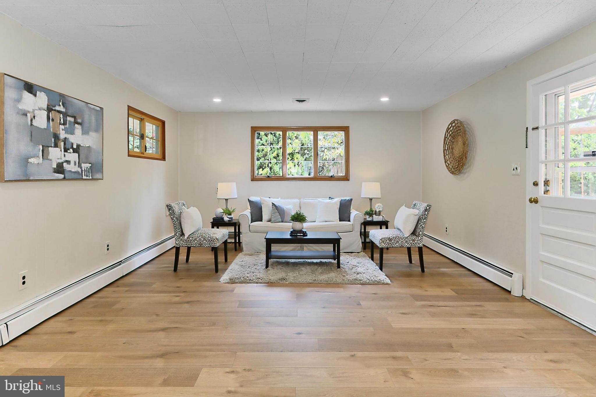 Real estate listing preview #17